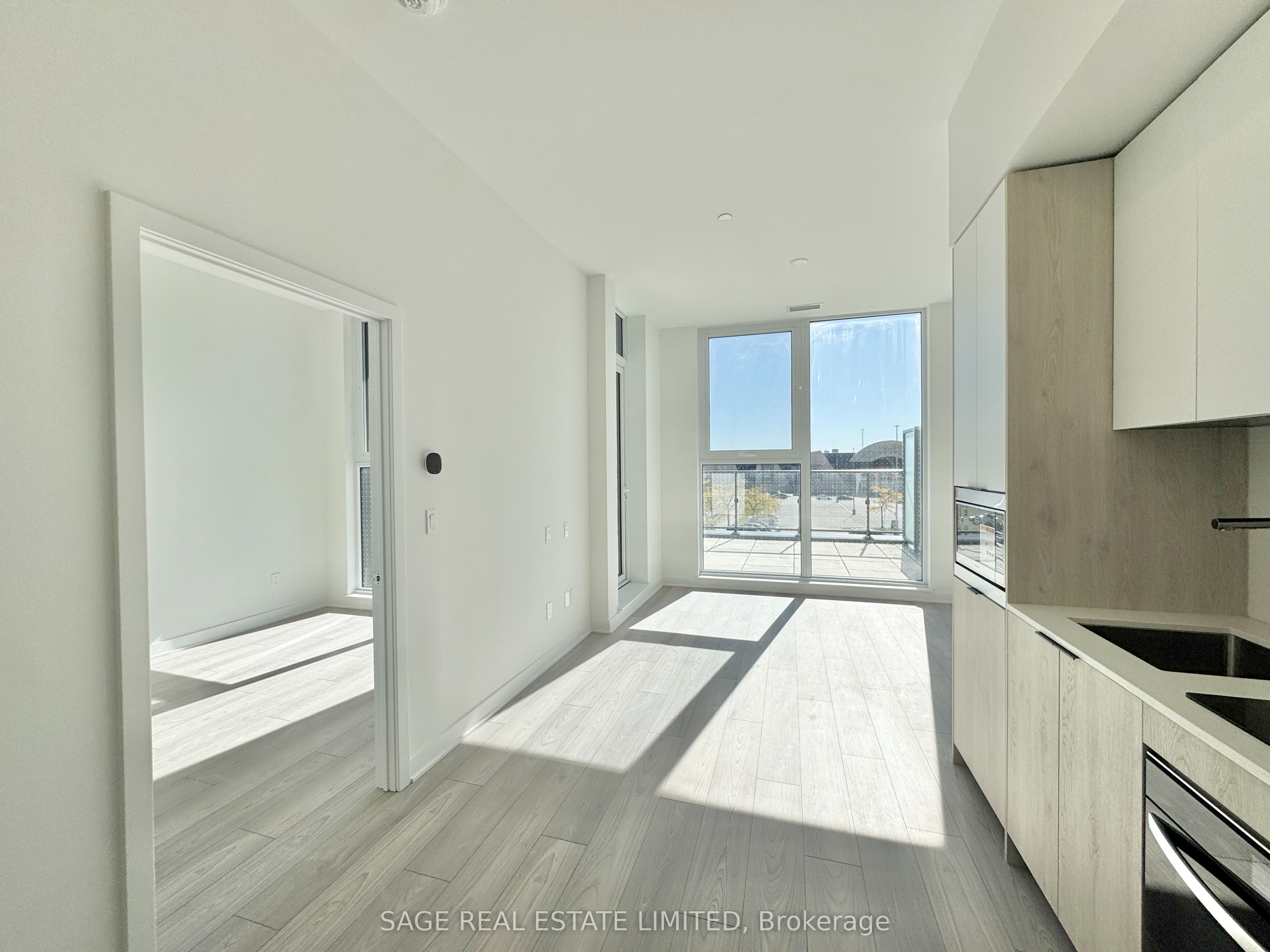 MLS #W12474817 image #2