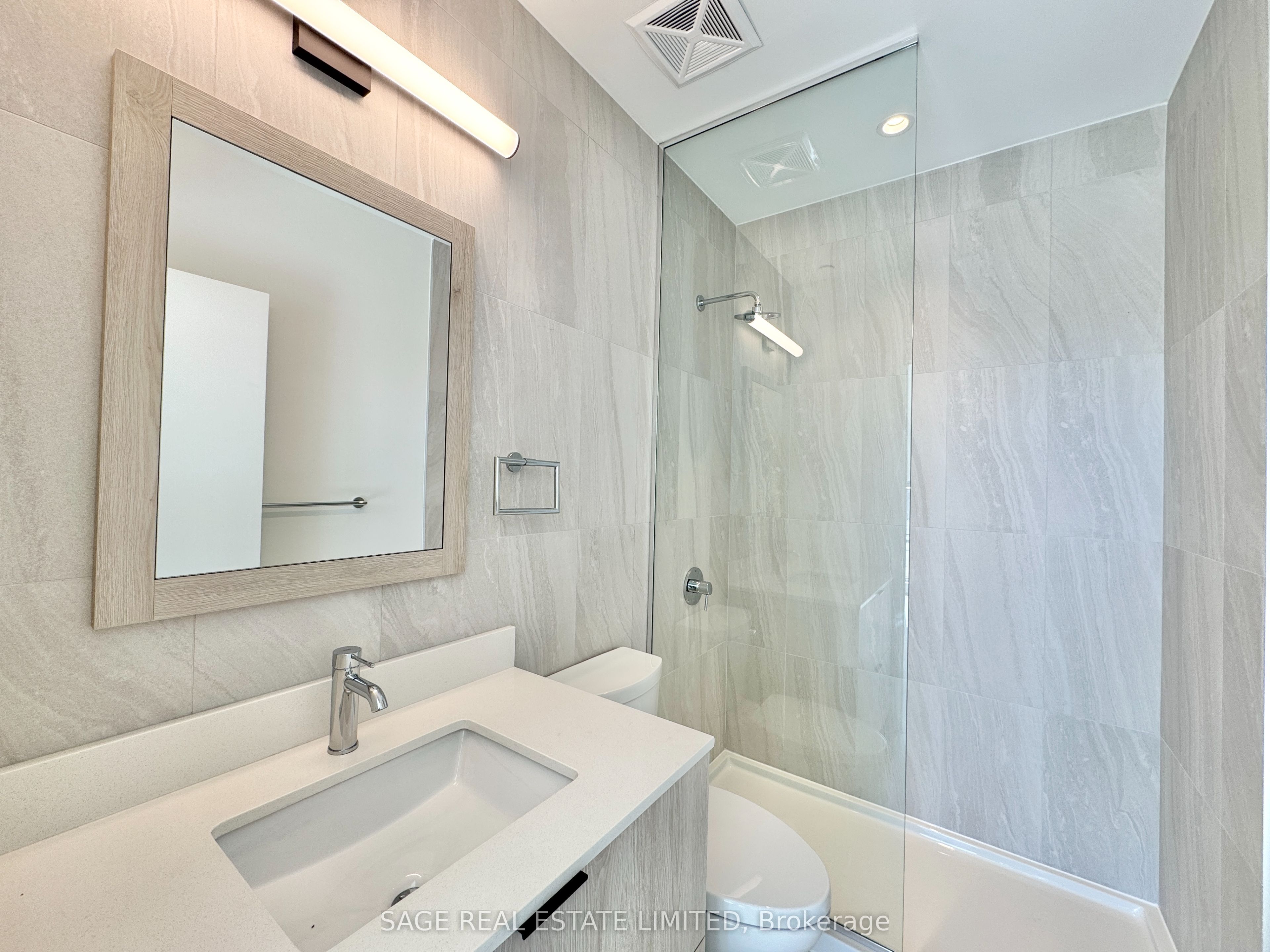 MLS #W12474817 image #9