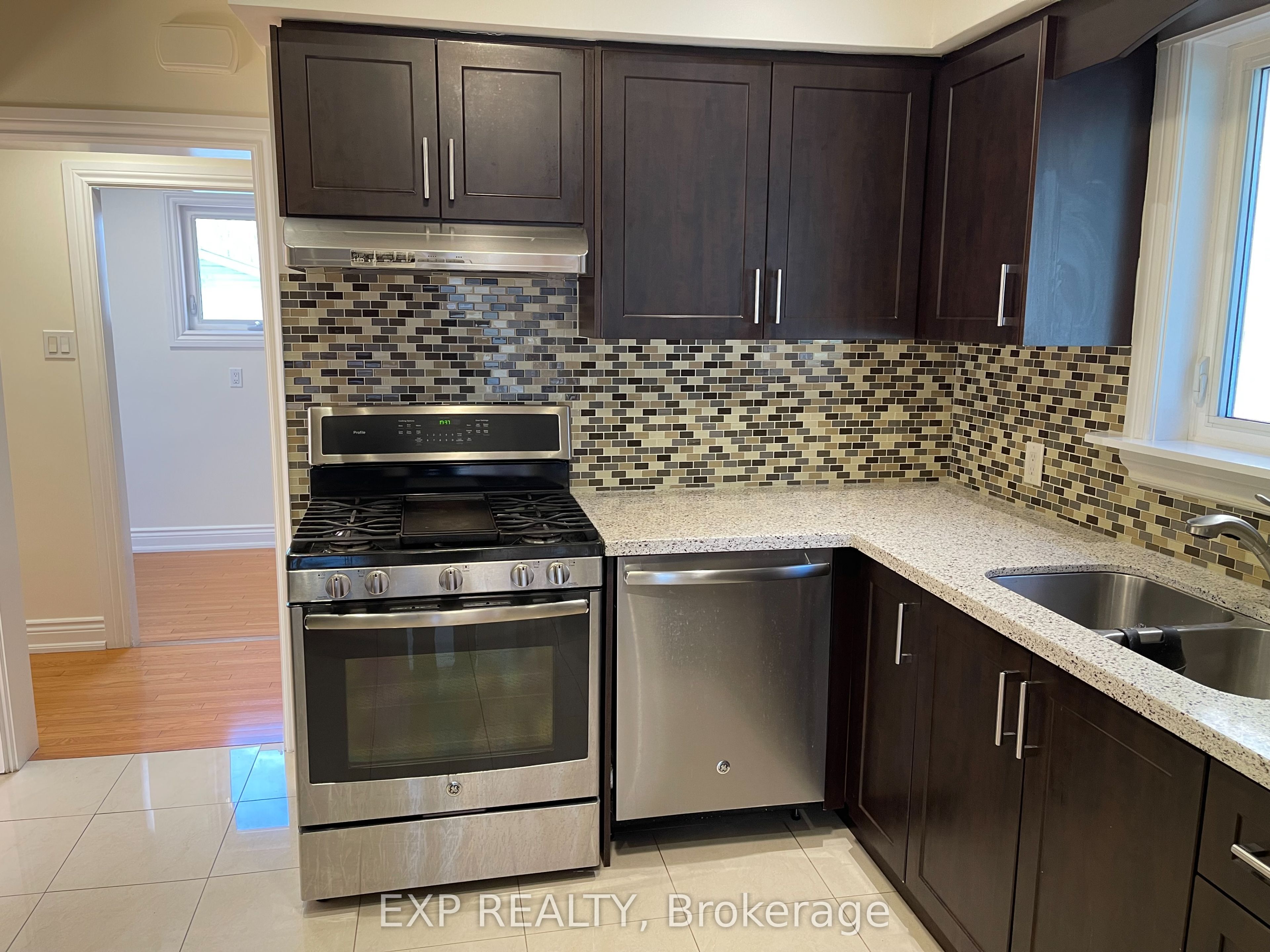 MLS #W12474827 image #11