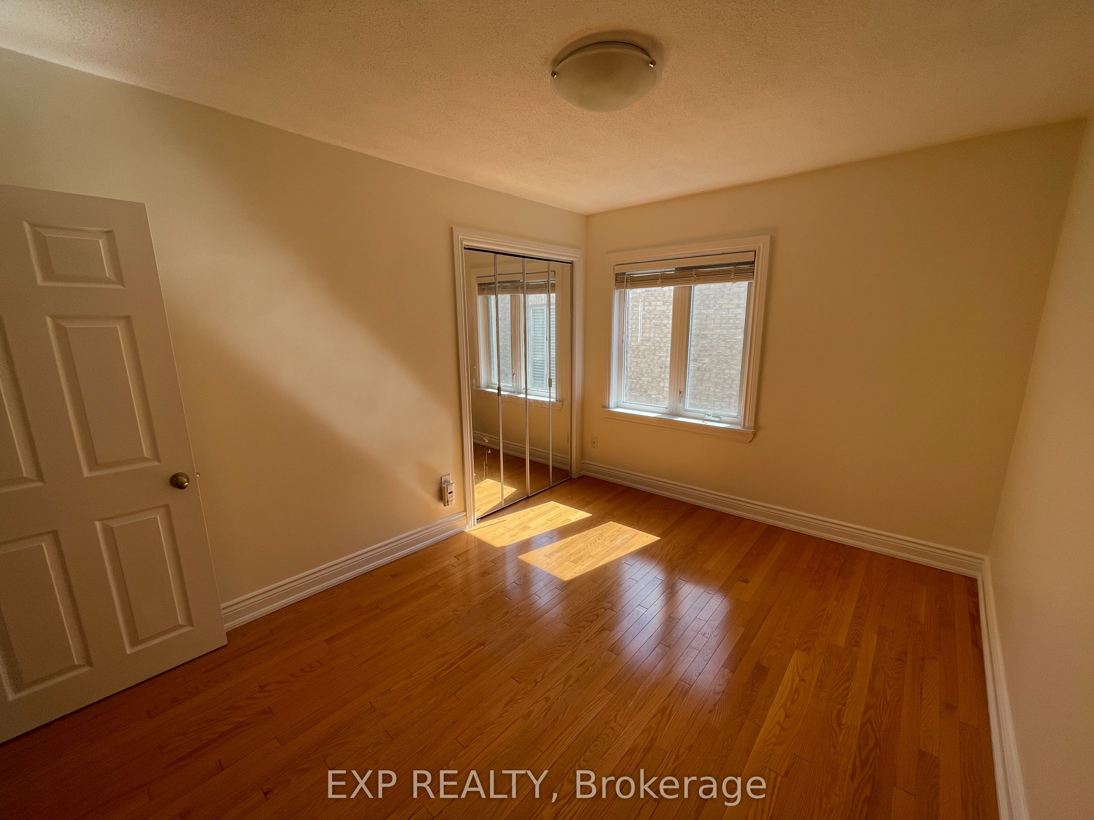 MLS #W12474827 image #19