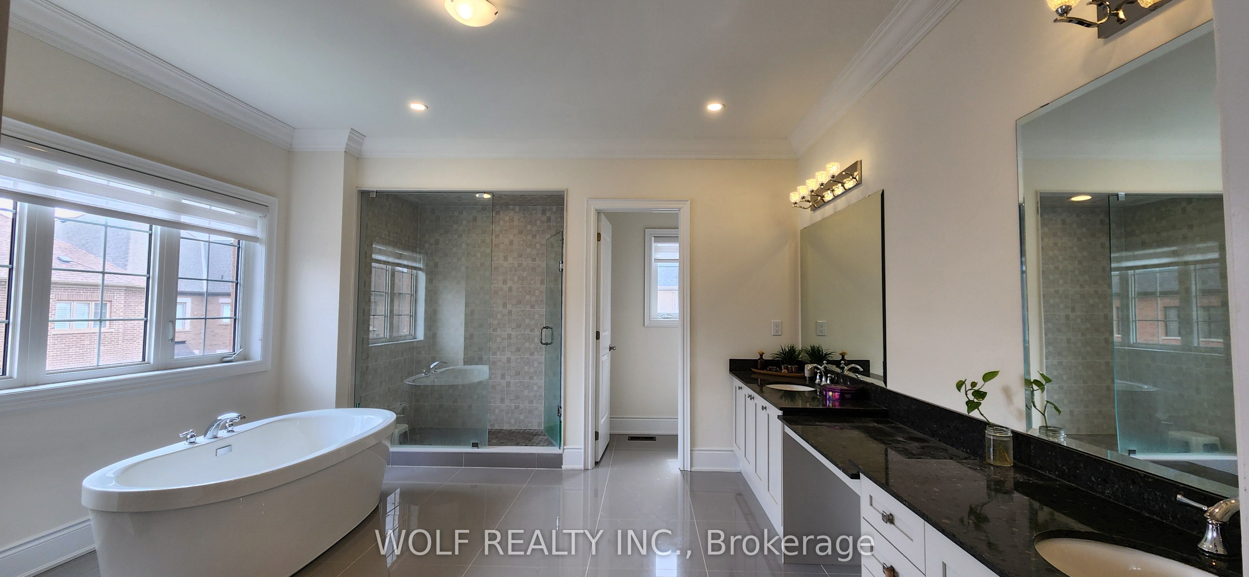 MLS #W12474930 image #20