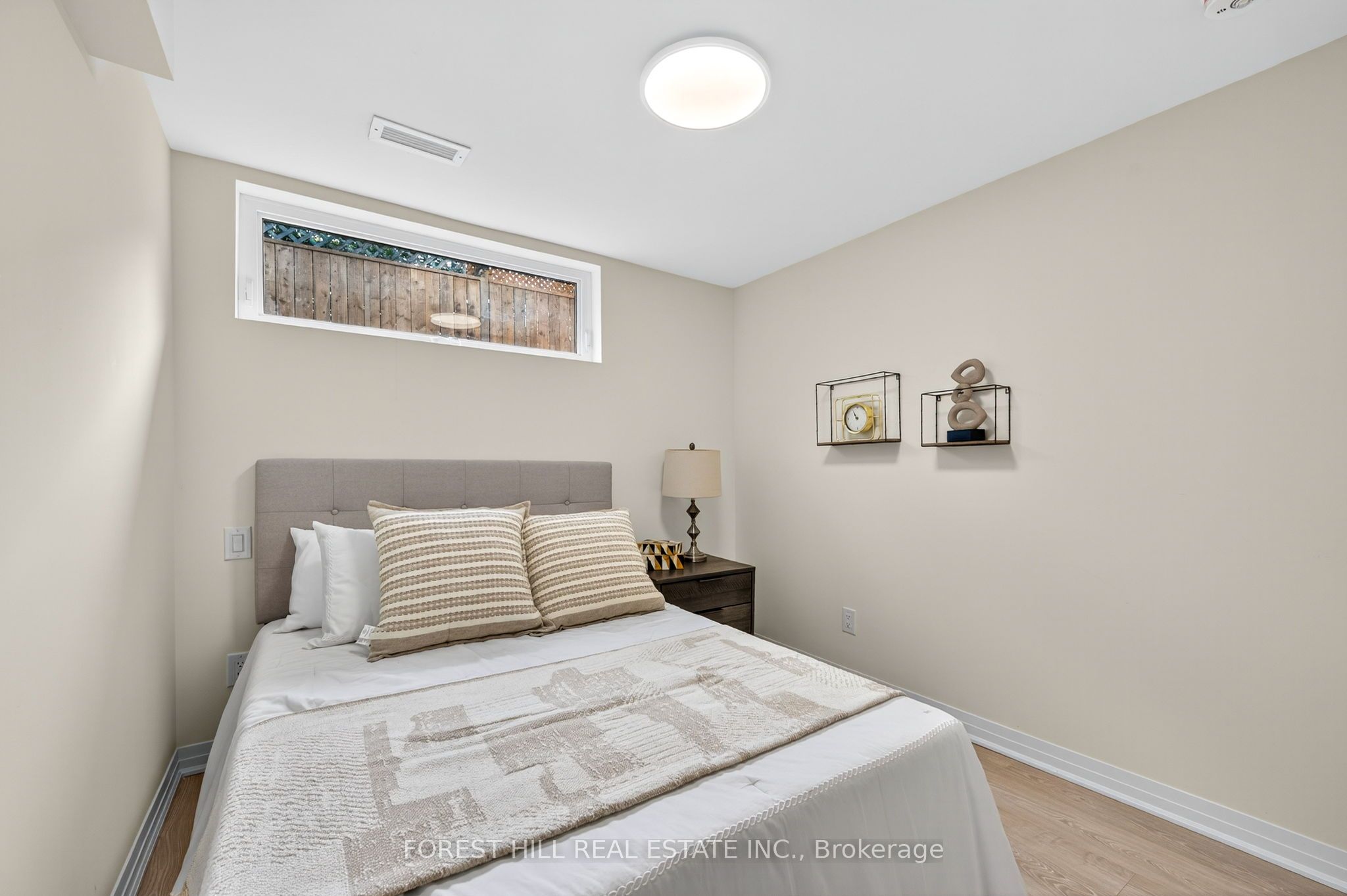 MLS #W12475046 image #17