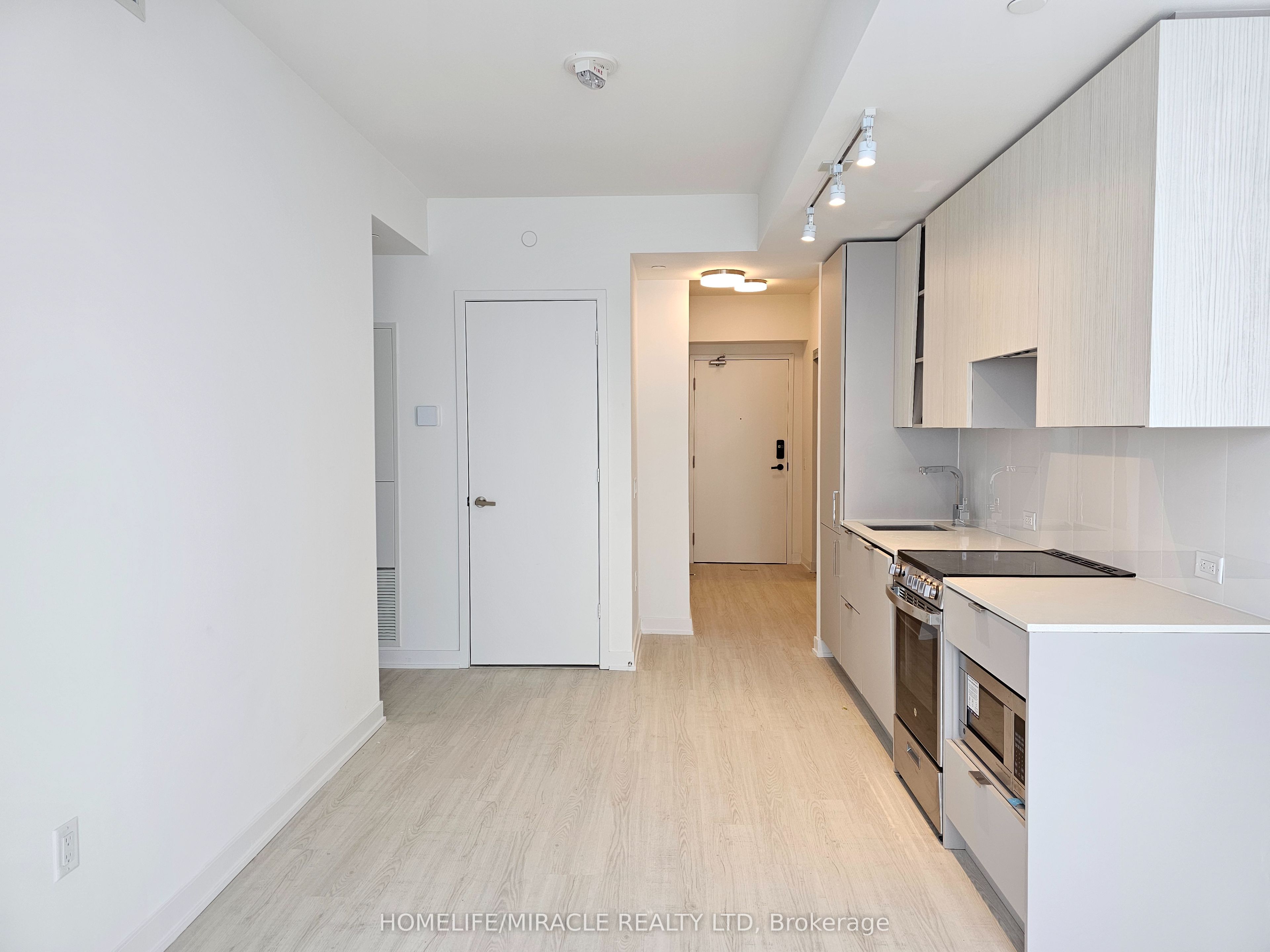 MLS #W12476487 image #5