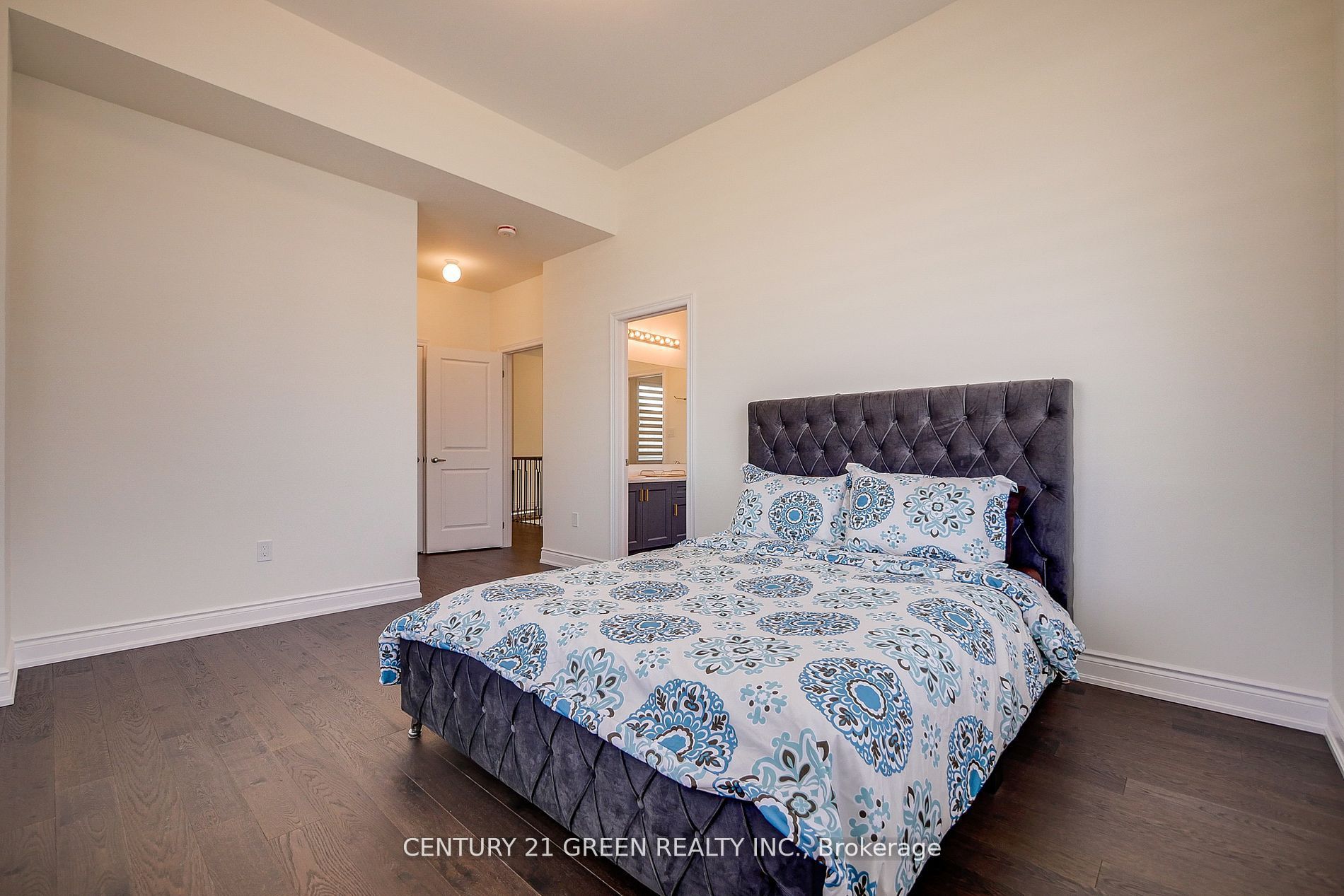 MLS #W12477160 image #9