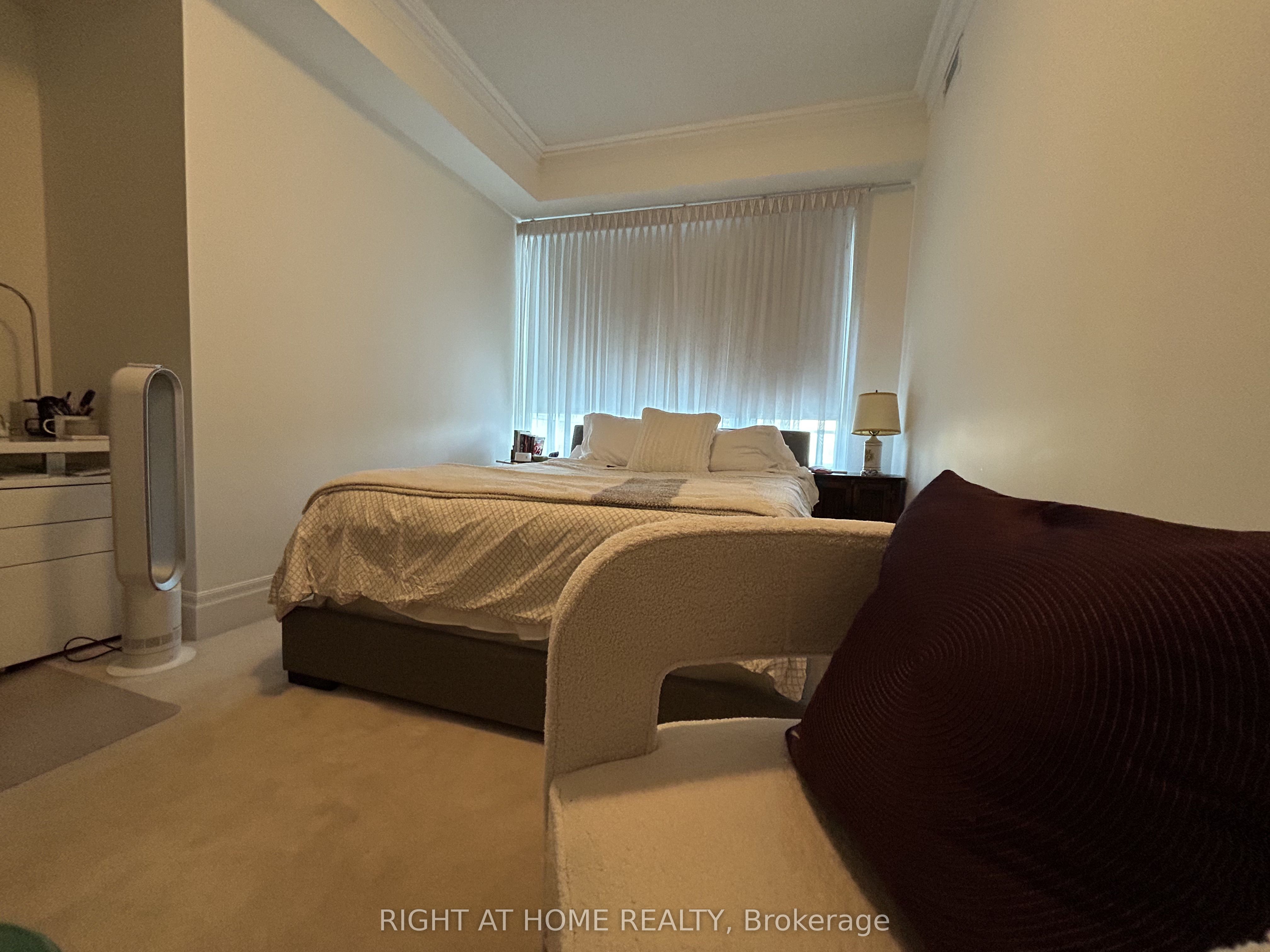 MLS #W12477353 image #11