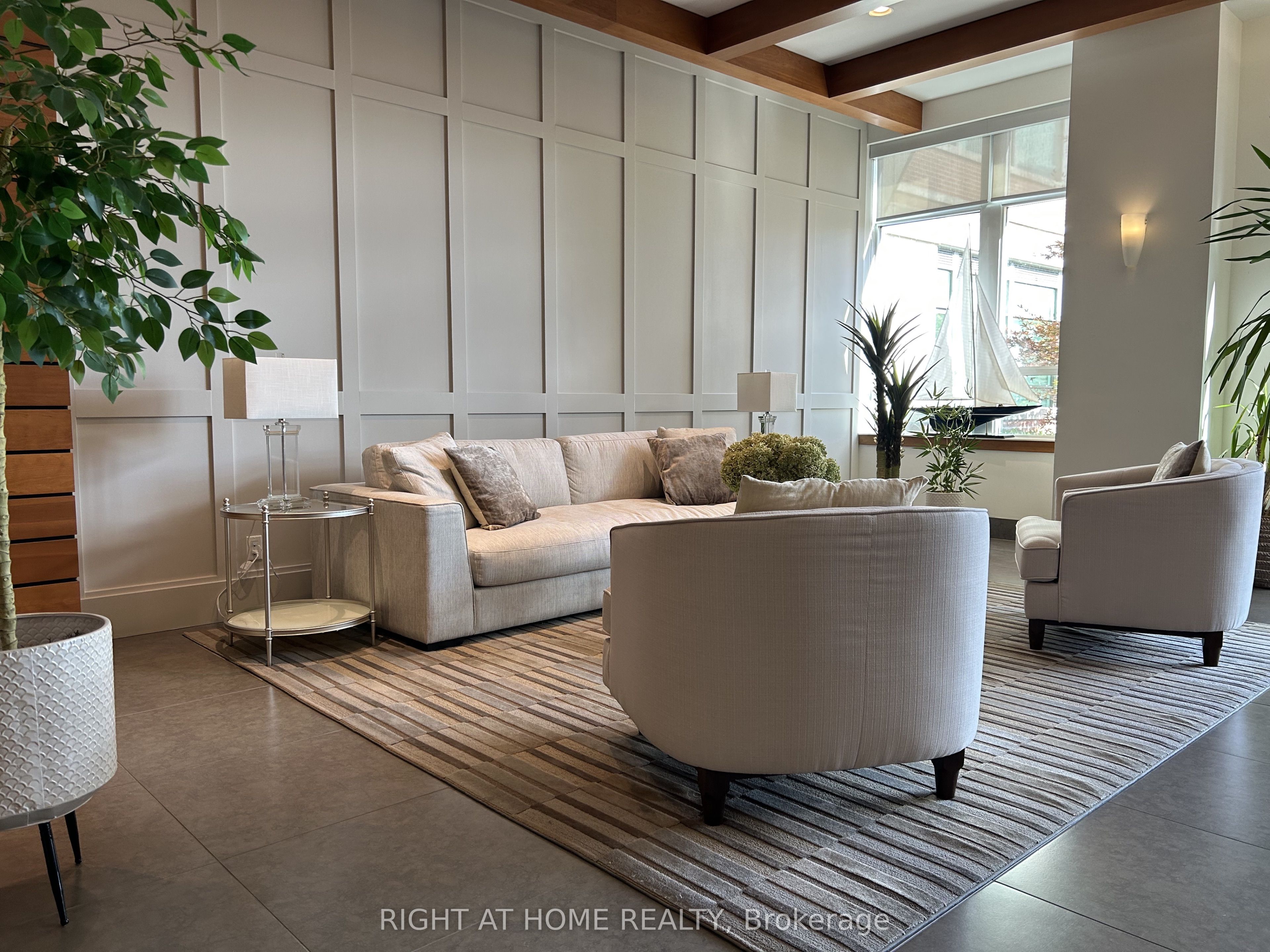 MLS #W12477353 image #12