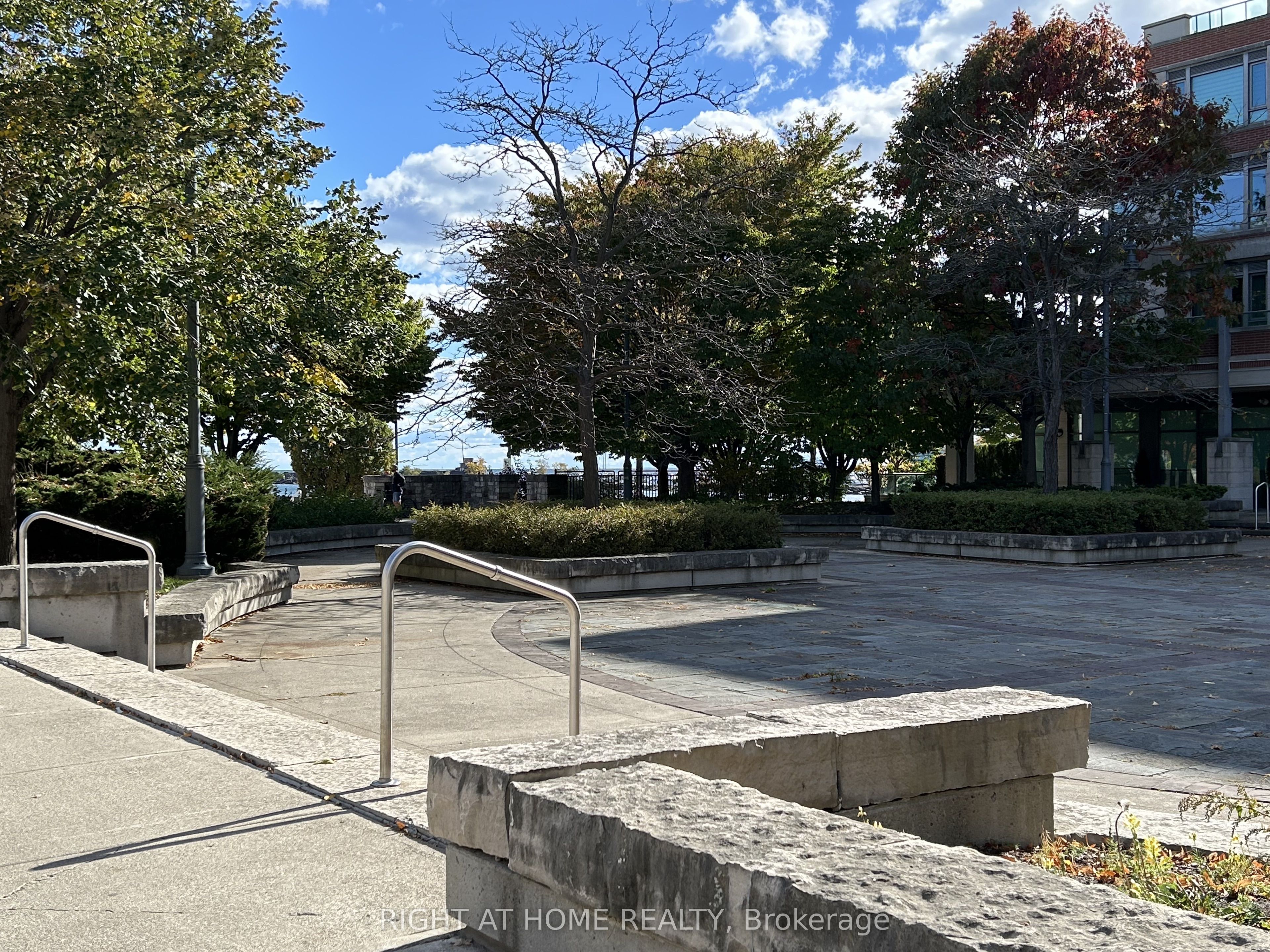 MLS #W12477353 image #15