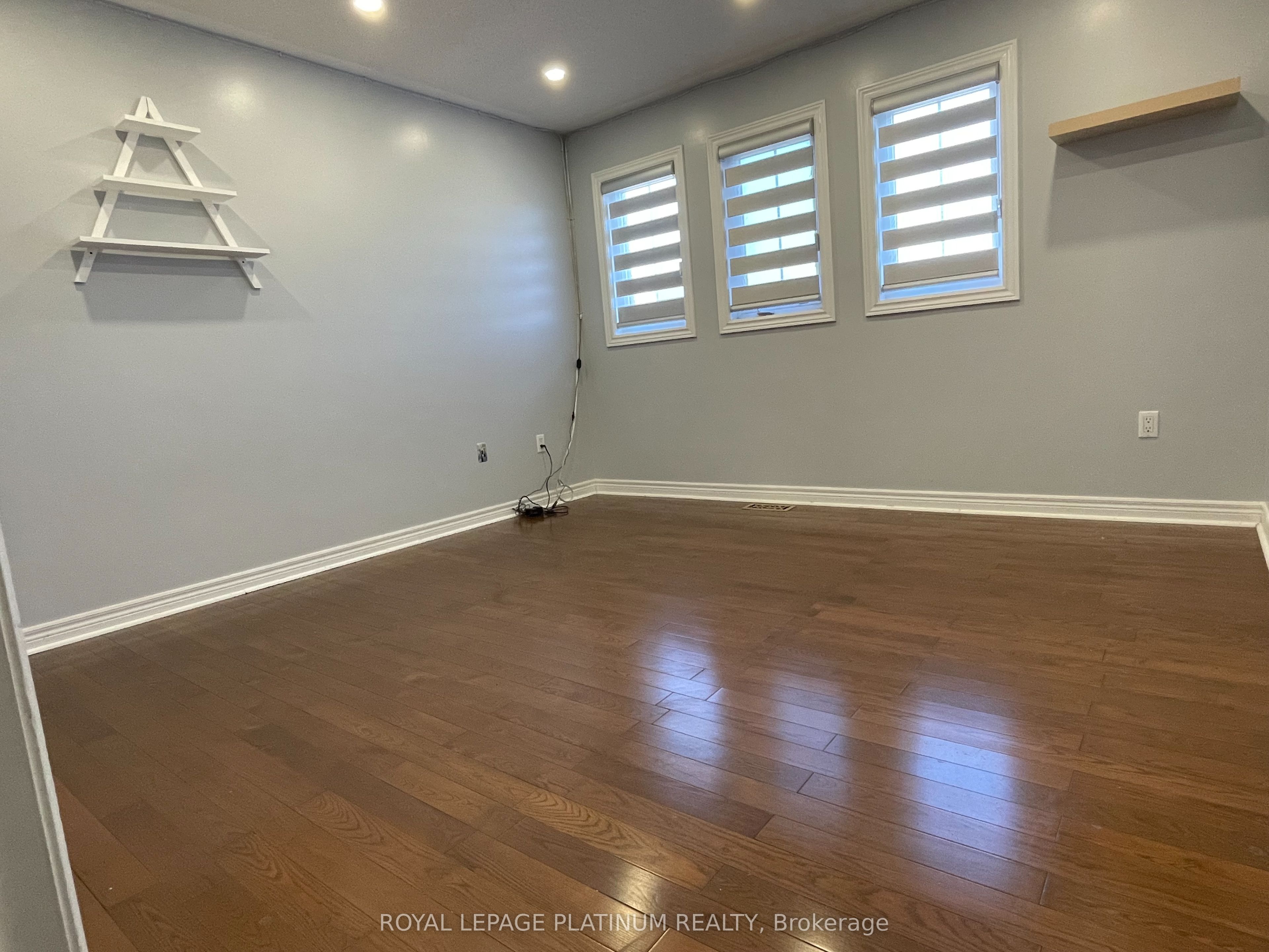 MLS #W12478048 image #4