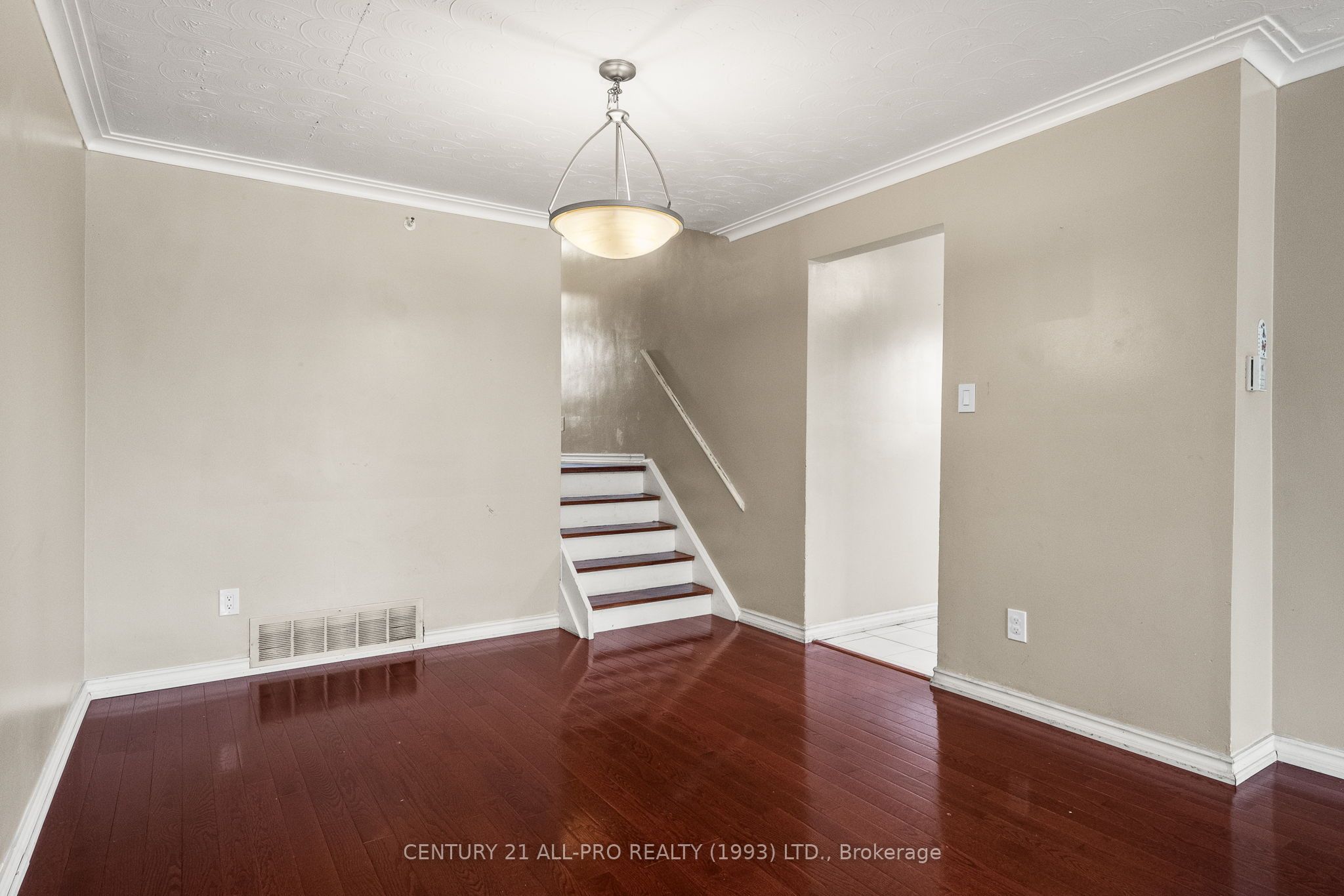 MLS #W12478640 image #10