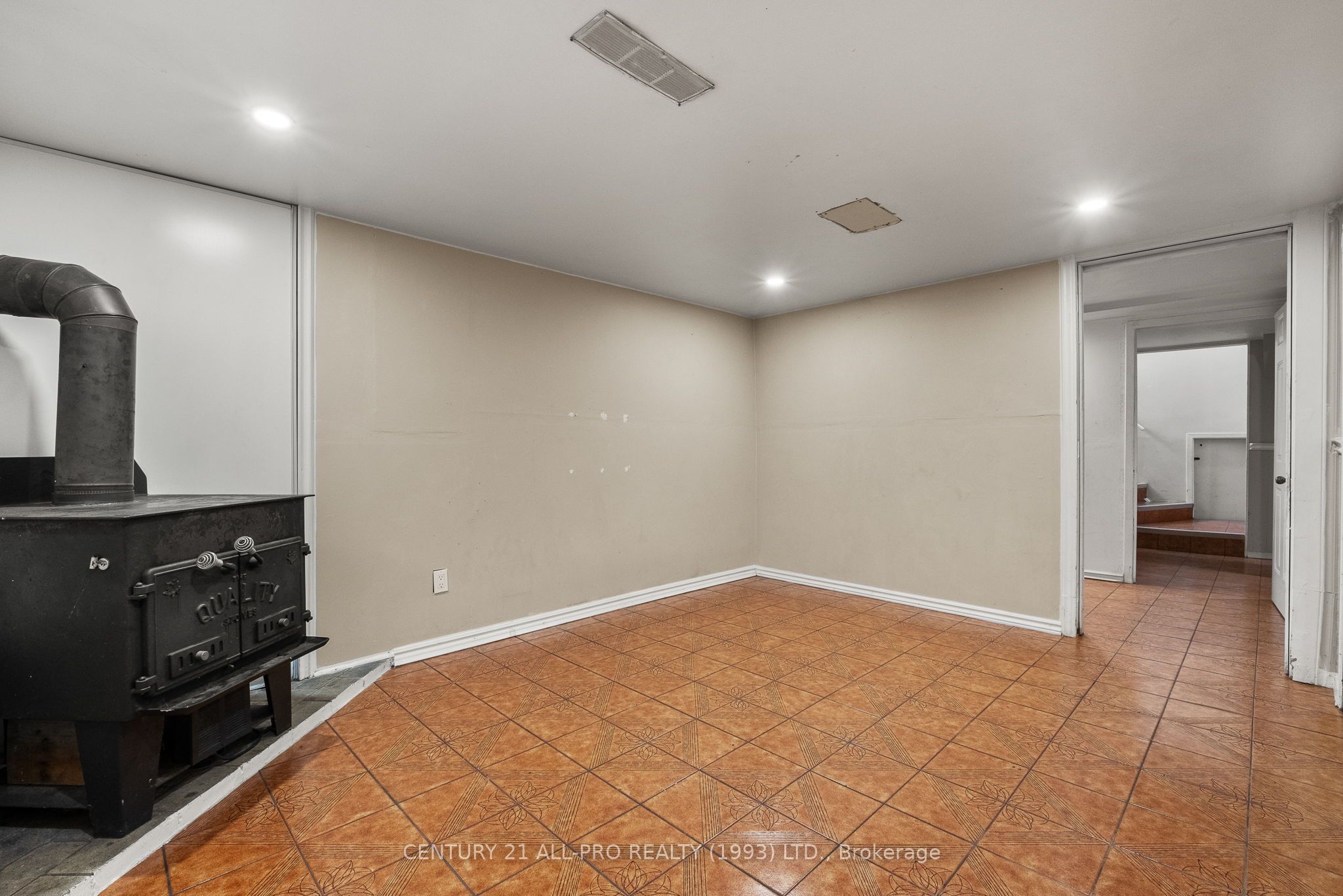 MLS #W12478640 image #33