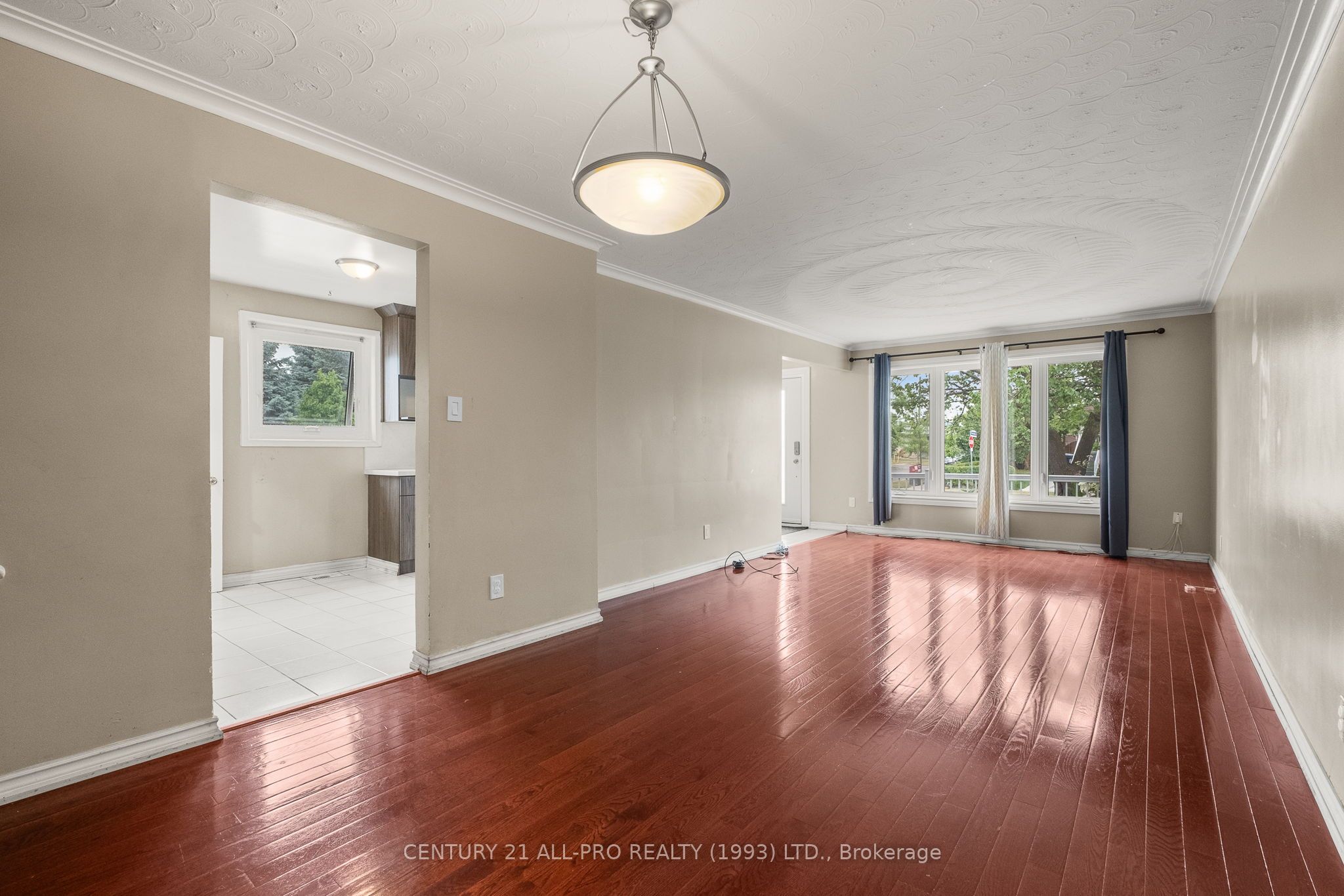 MLS #W12478640 image #9