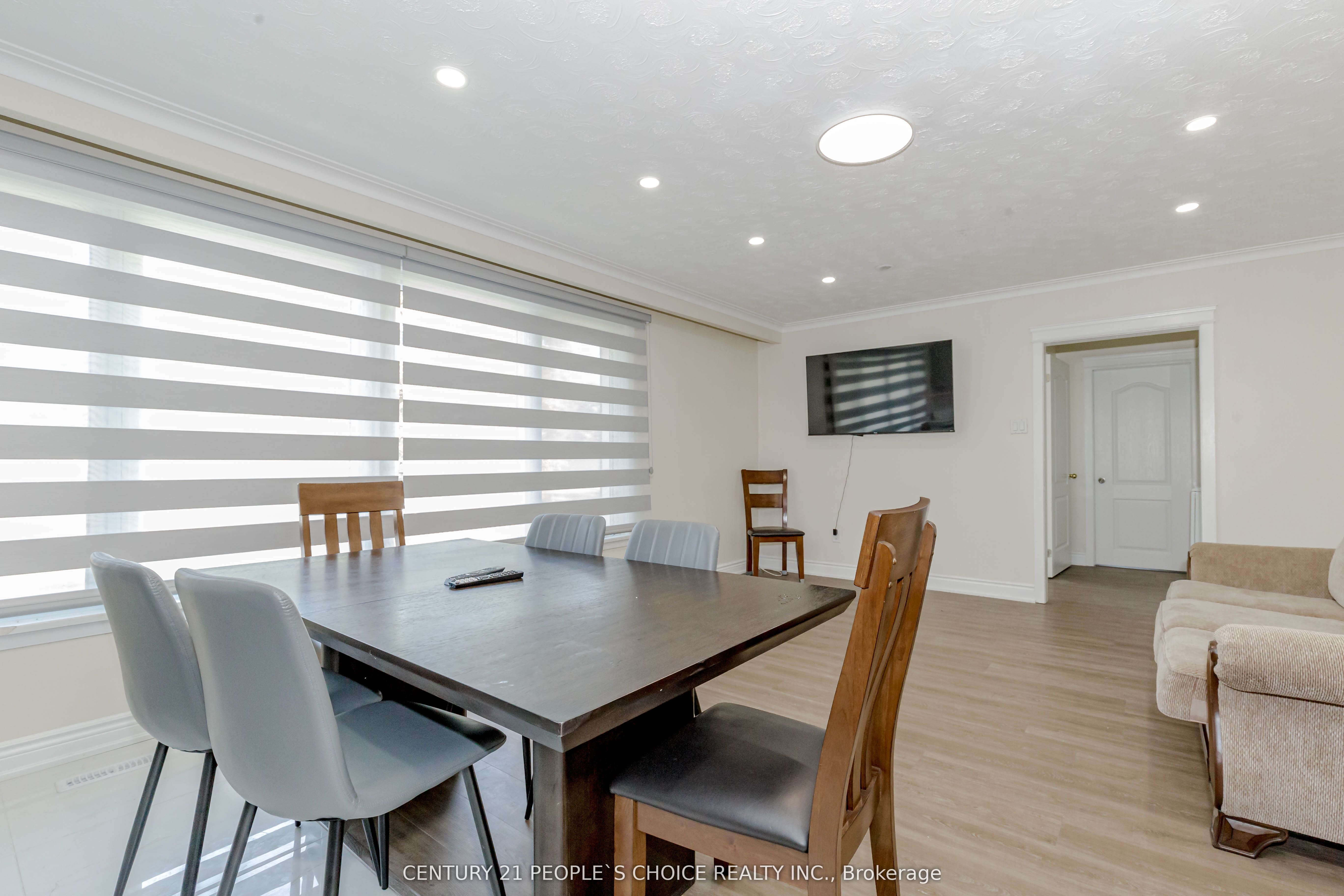 MLS #W12478929 image #11