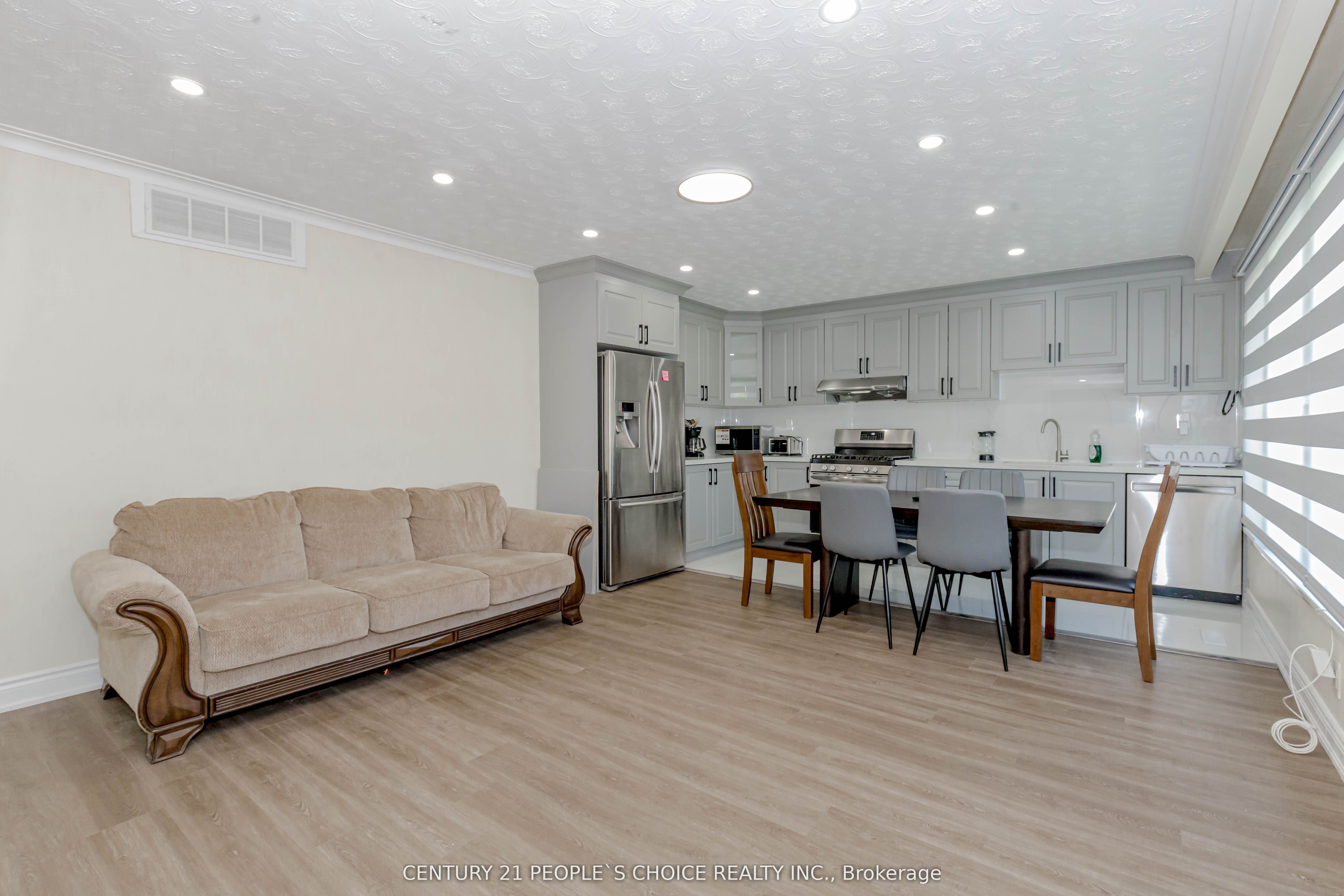 MLS #W12478929 image #6