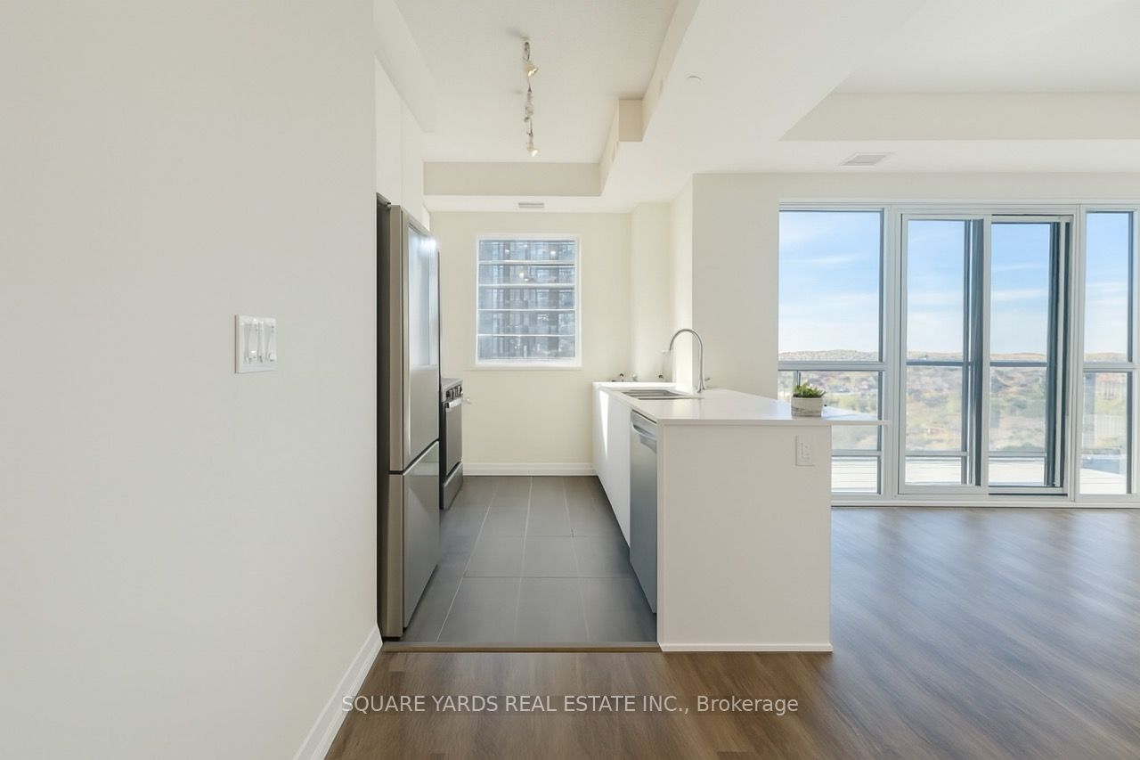 MLS #W12479353 image #8