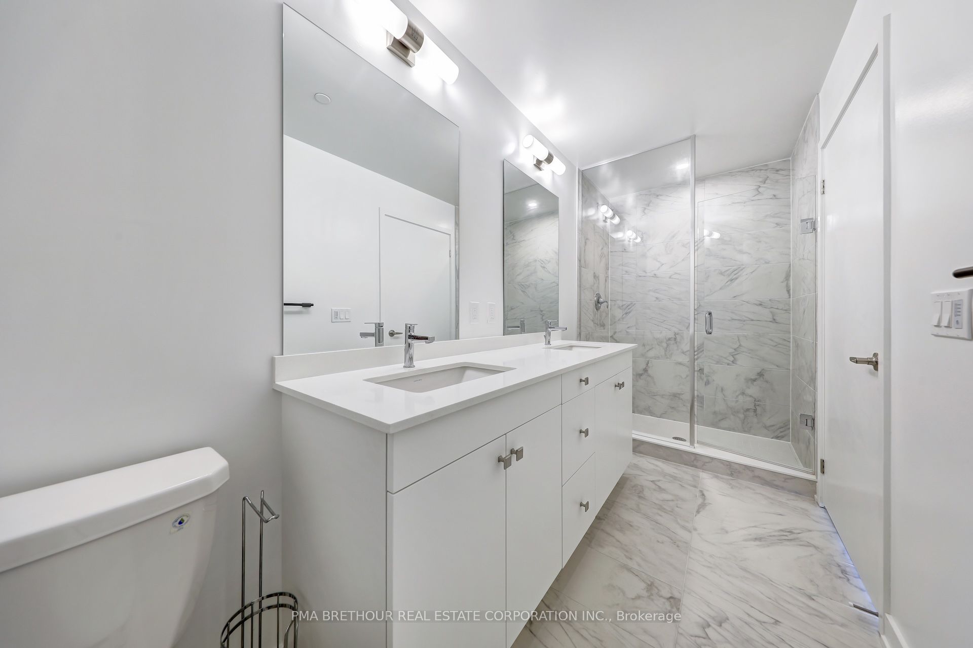 MLS #W12479481 image #12