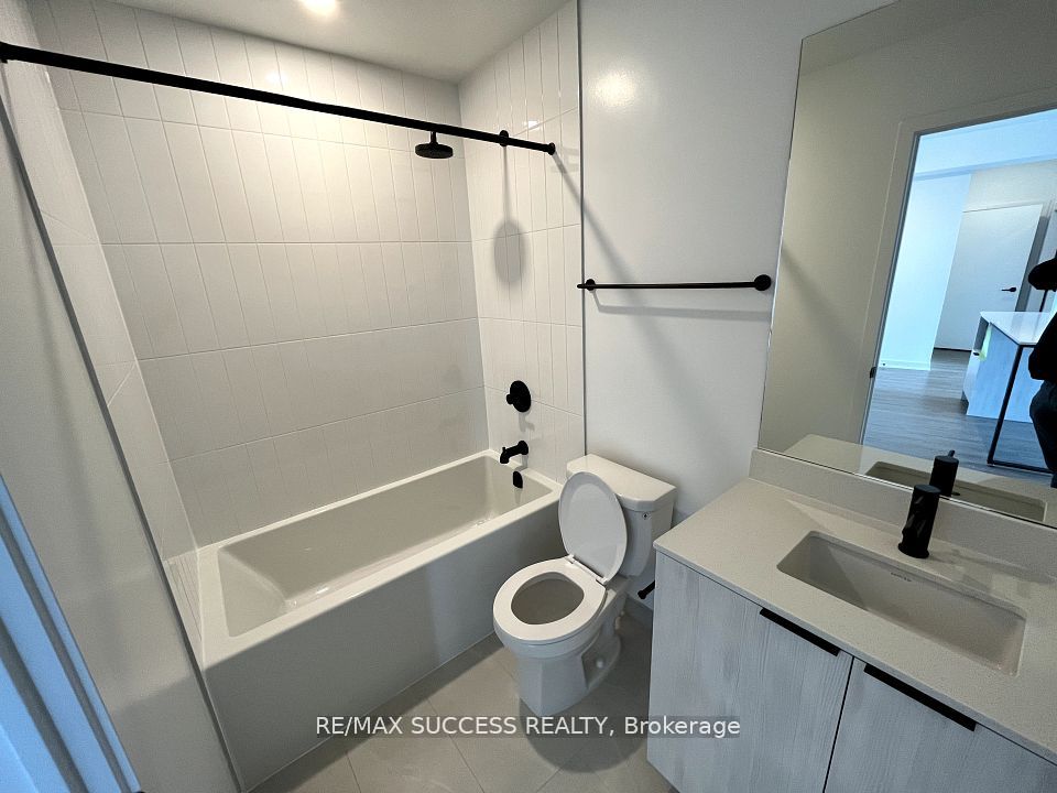 MLS #W12480459 image #10