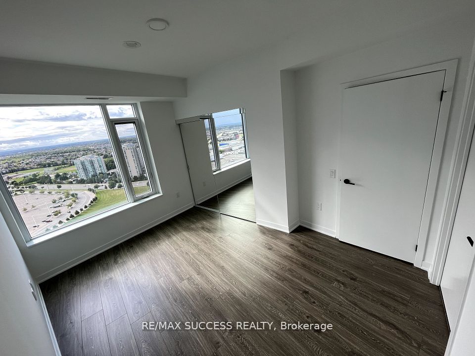 MLS #W12480459 image #7