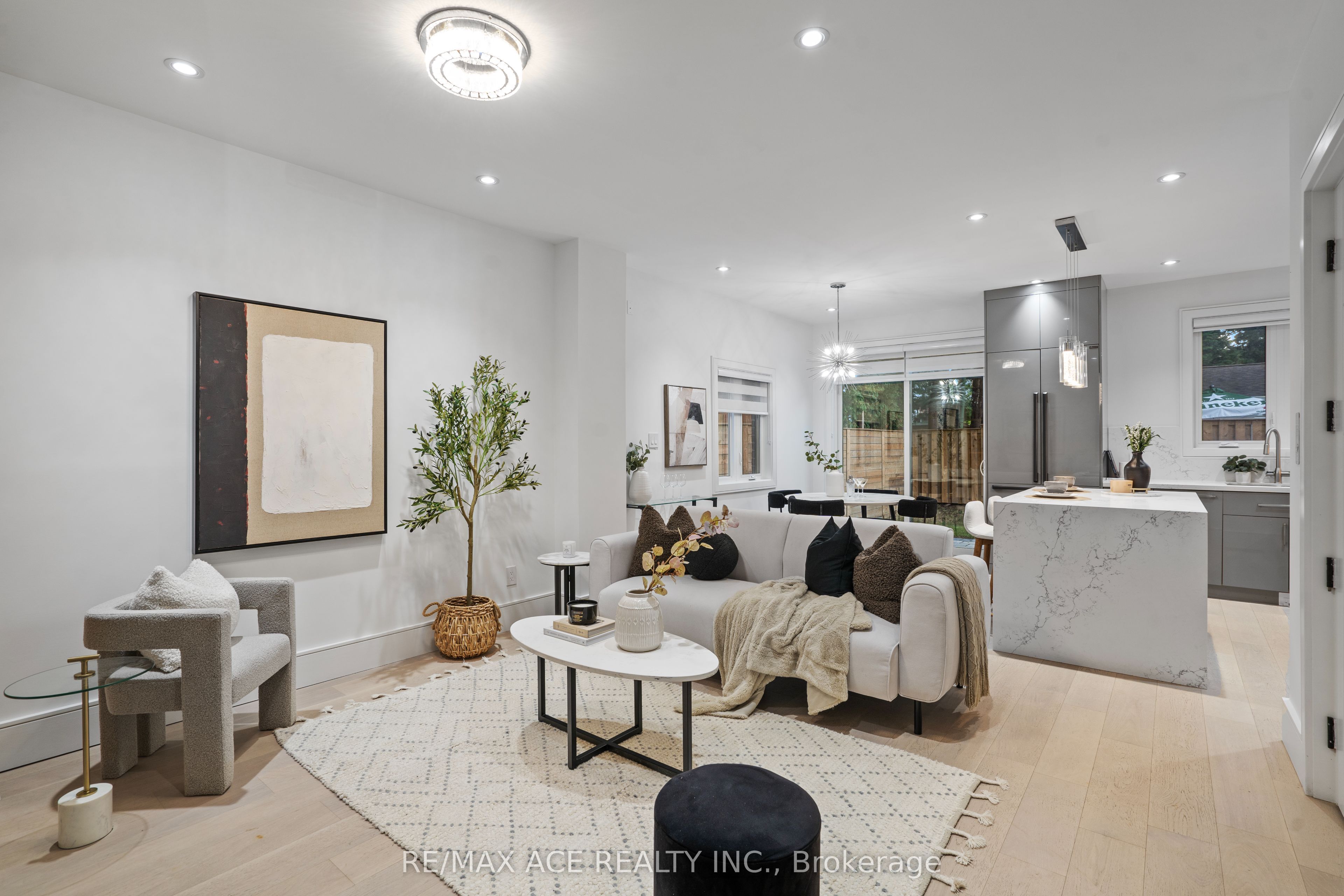 MLS #W12480496 image #14