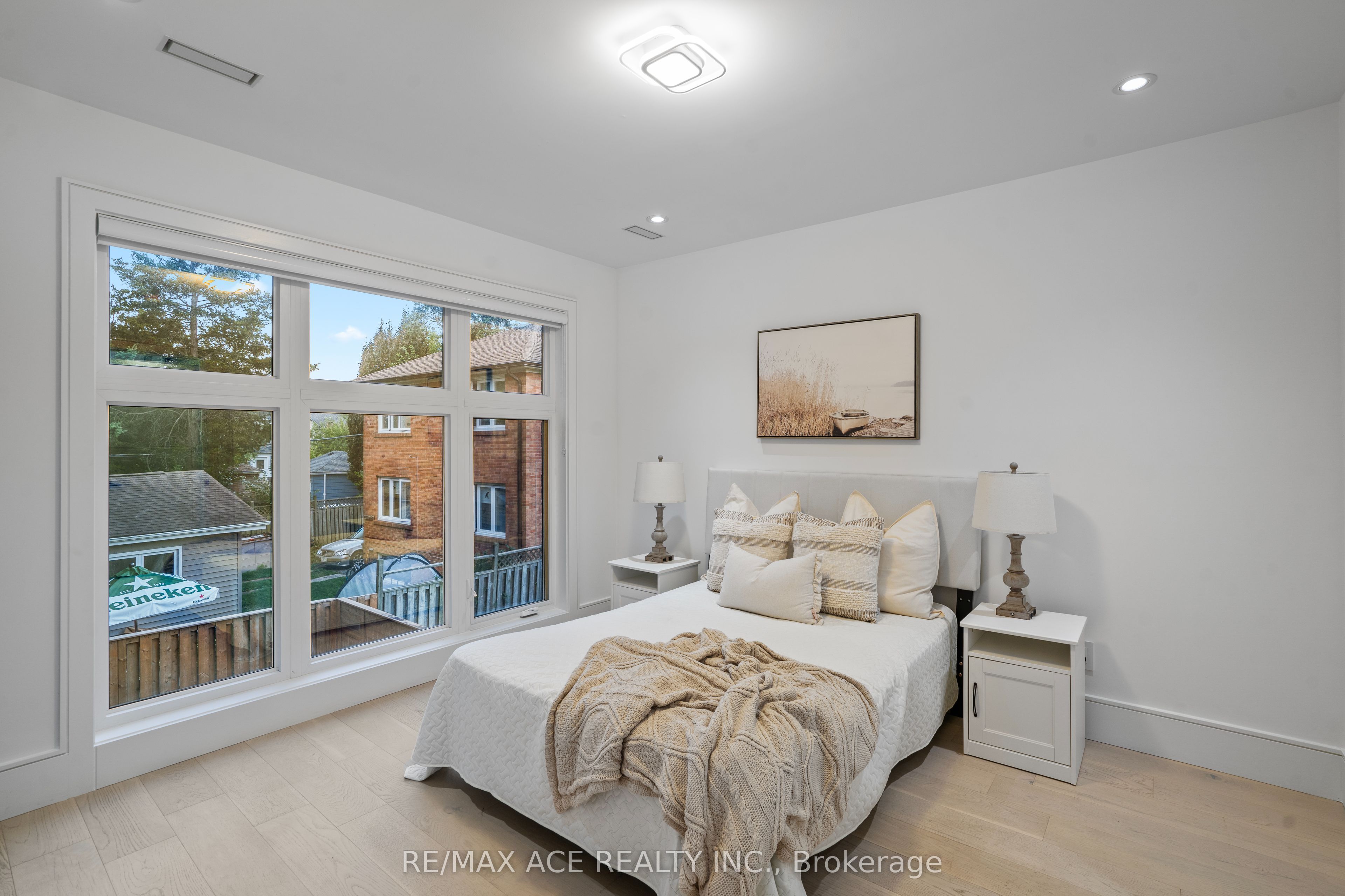 MLS #W12480496 image #16