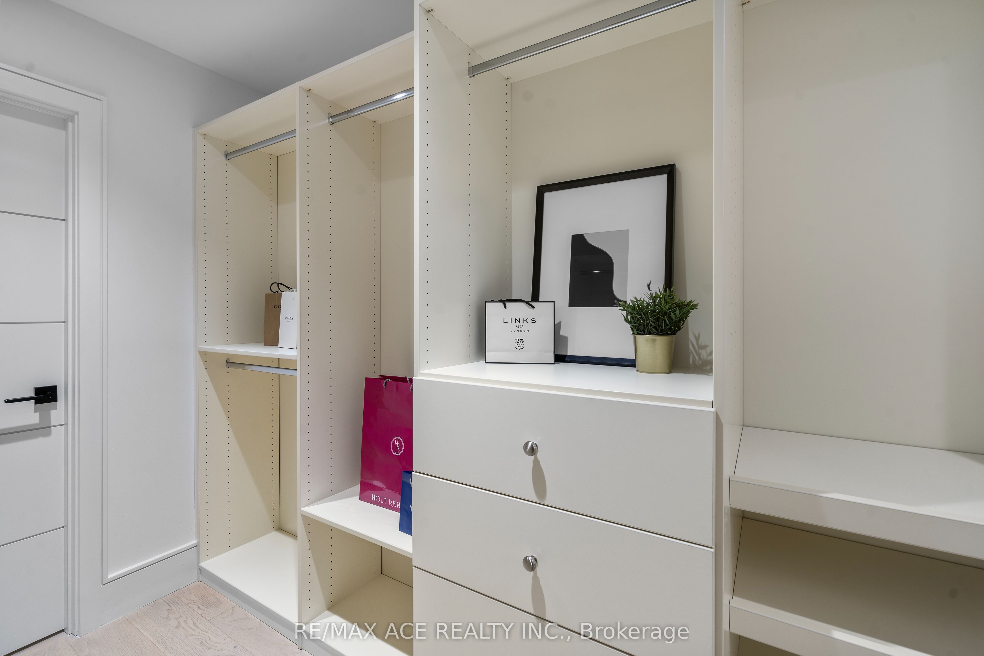 MLS #W12480496 image #25