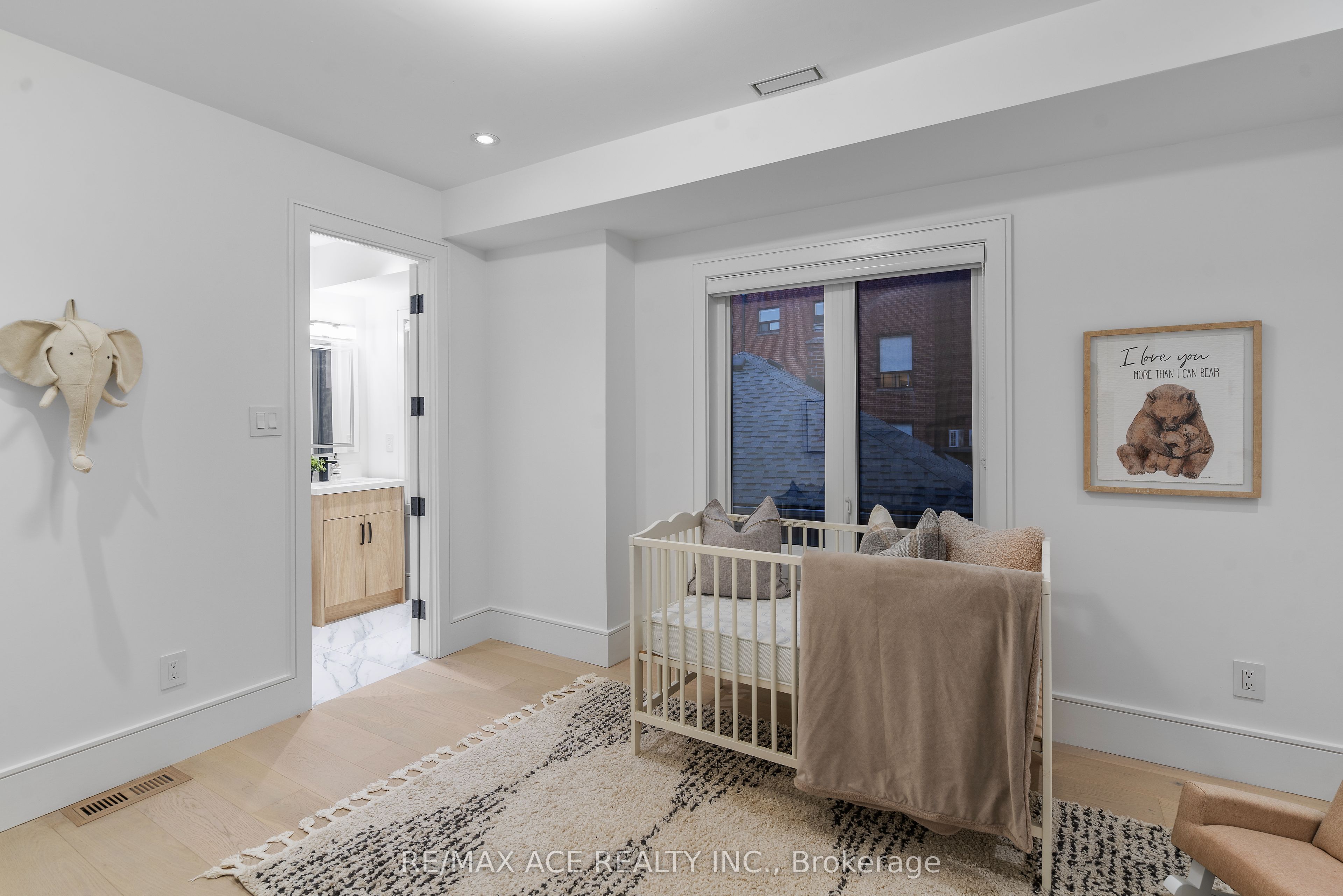 MLS #W12480496 image #27