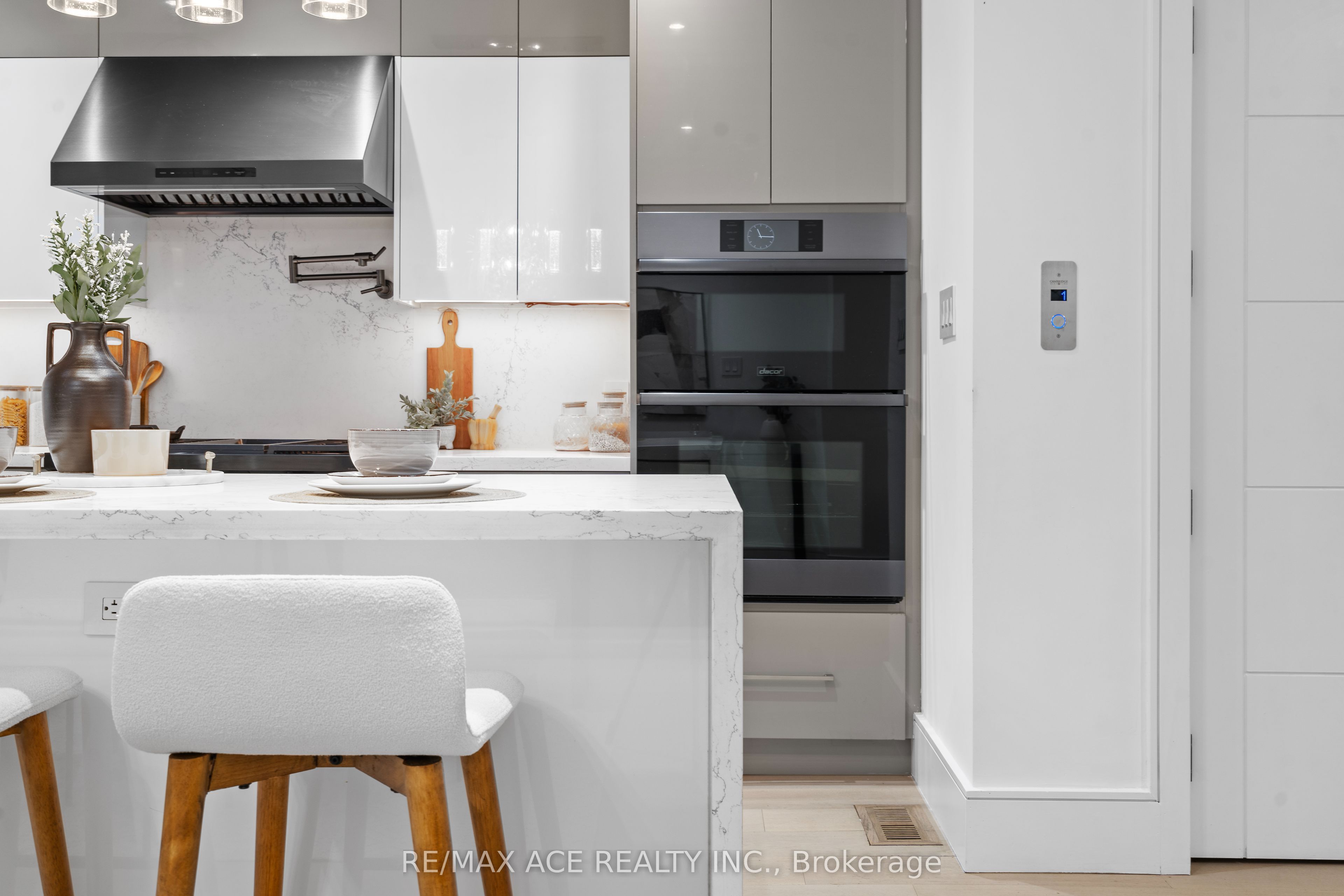 MLS #W12480496 image #39