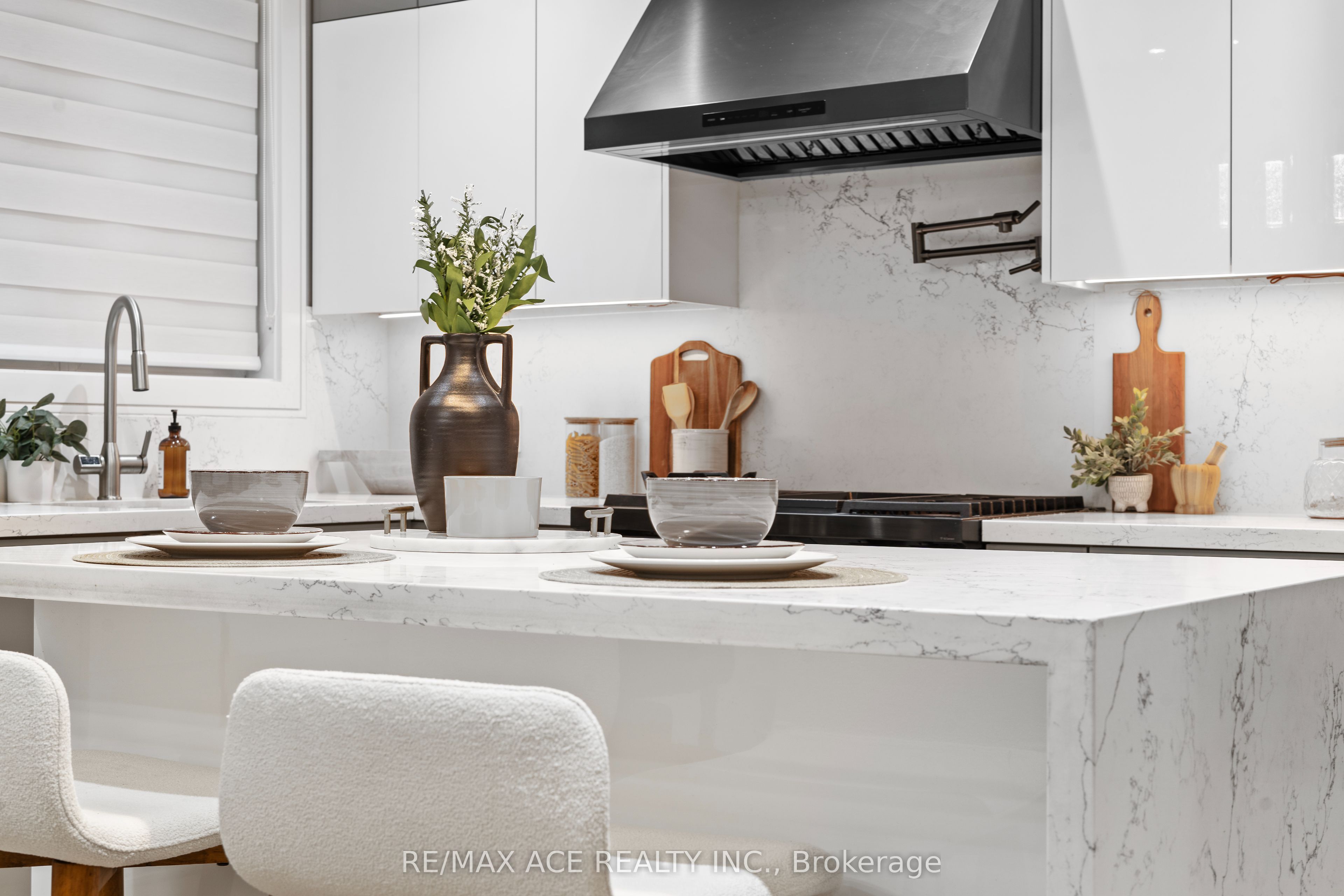 MLS #W12480496 image #43