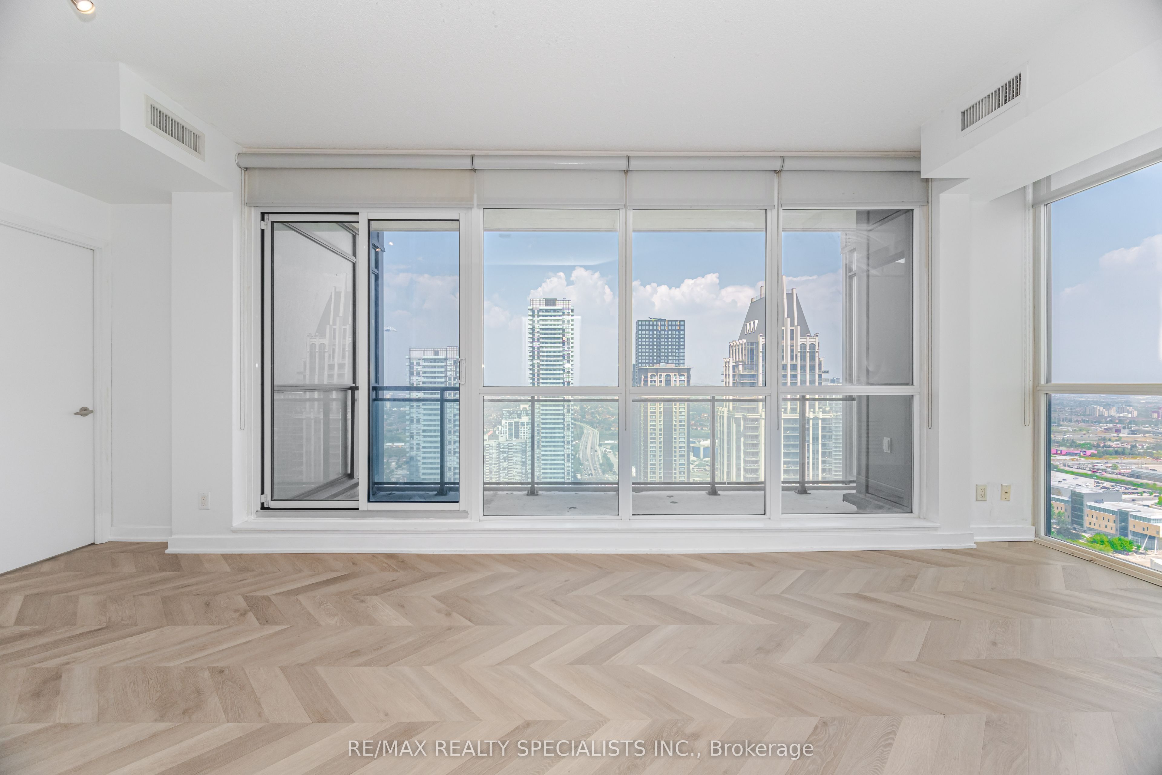 MLS #W12481109 image #15