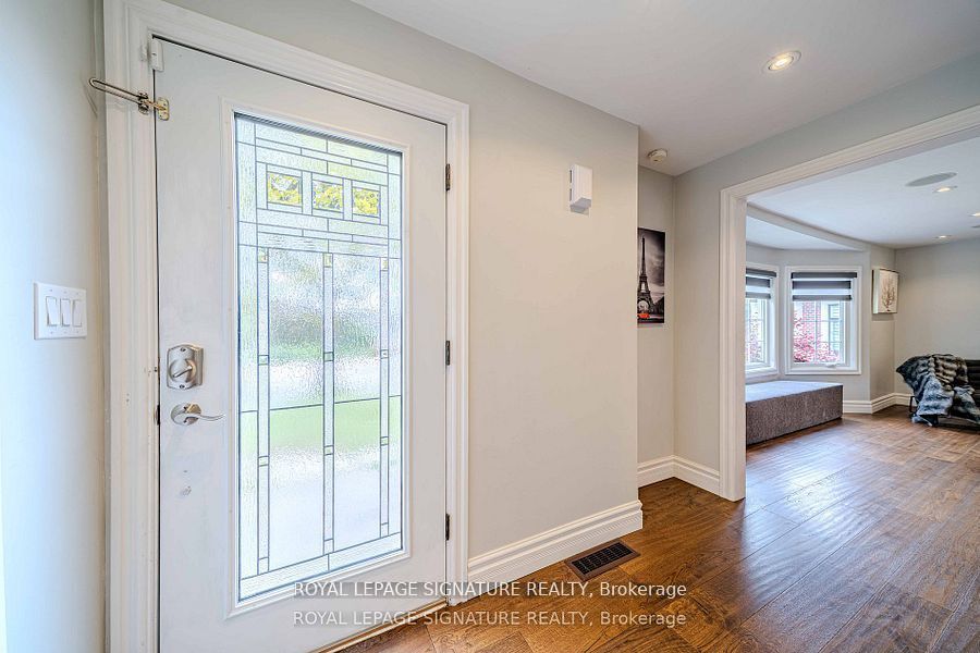 MLS #W12481276 image #14