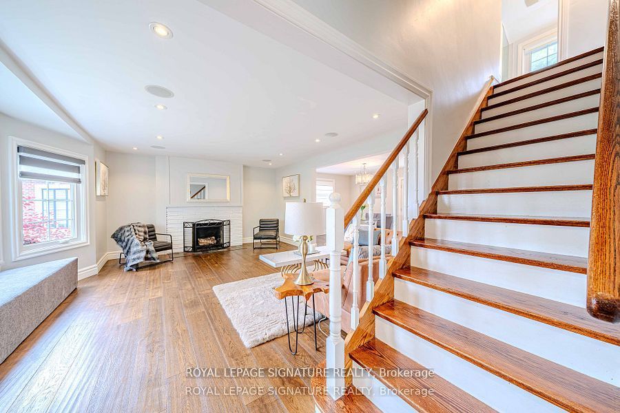 MLS #W12481276 image #16