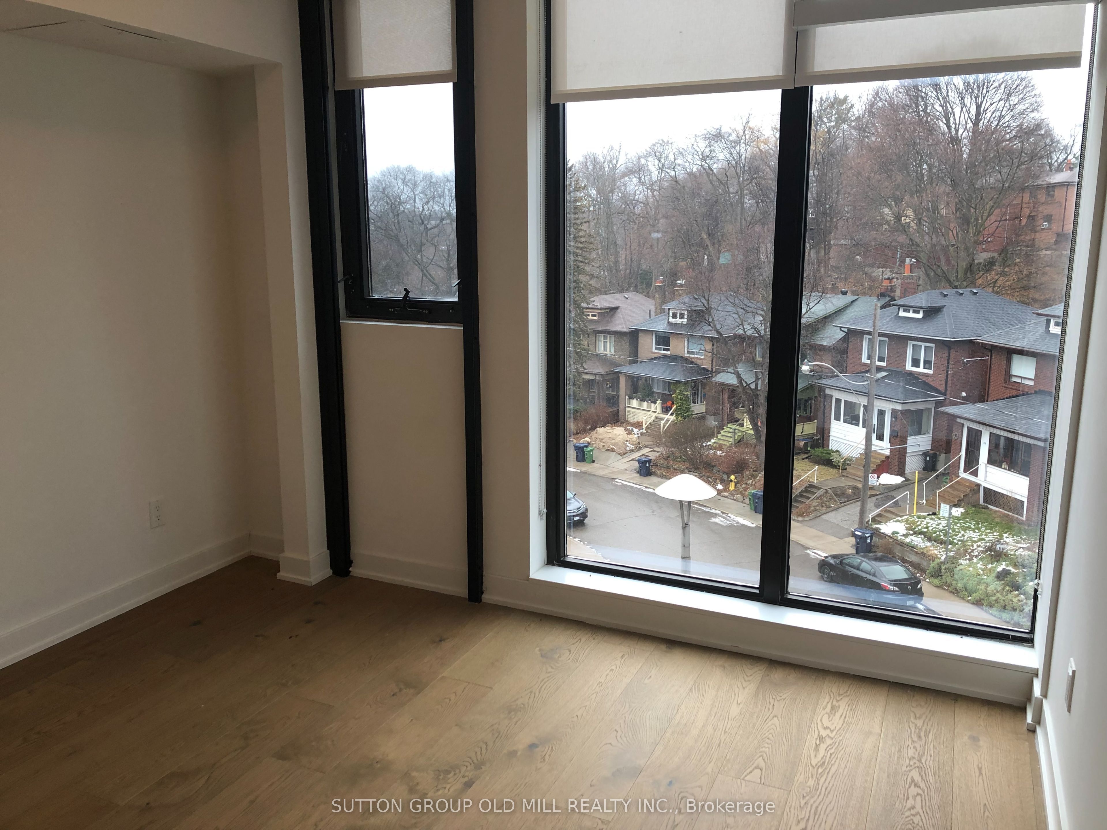 MLS #W12481330 image #10