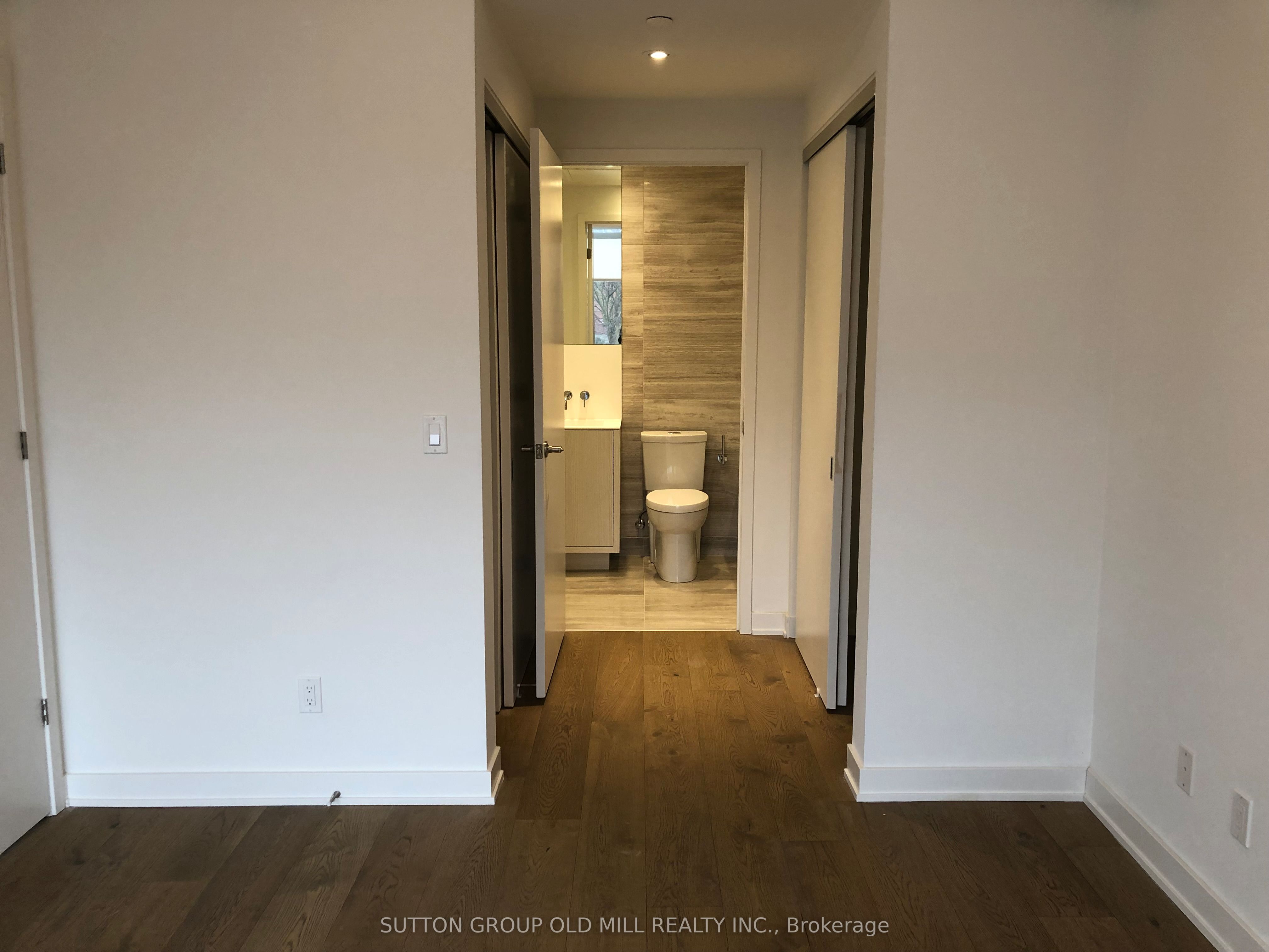 MLS #W12481330 image #12