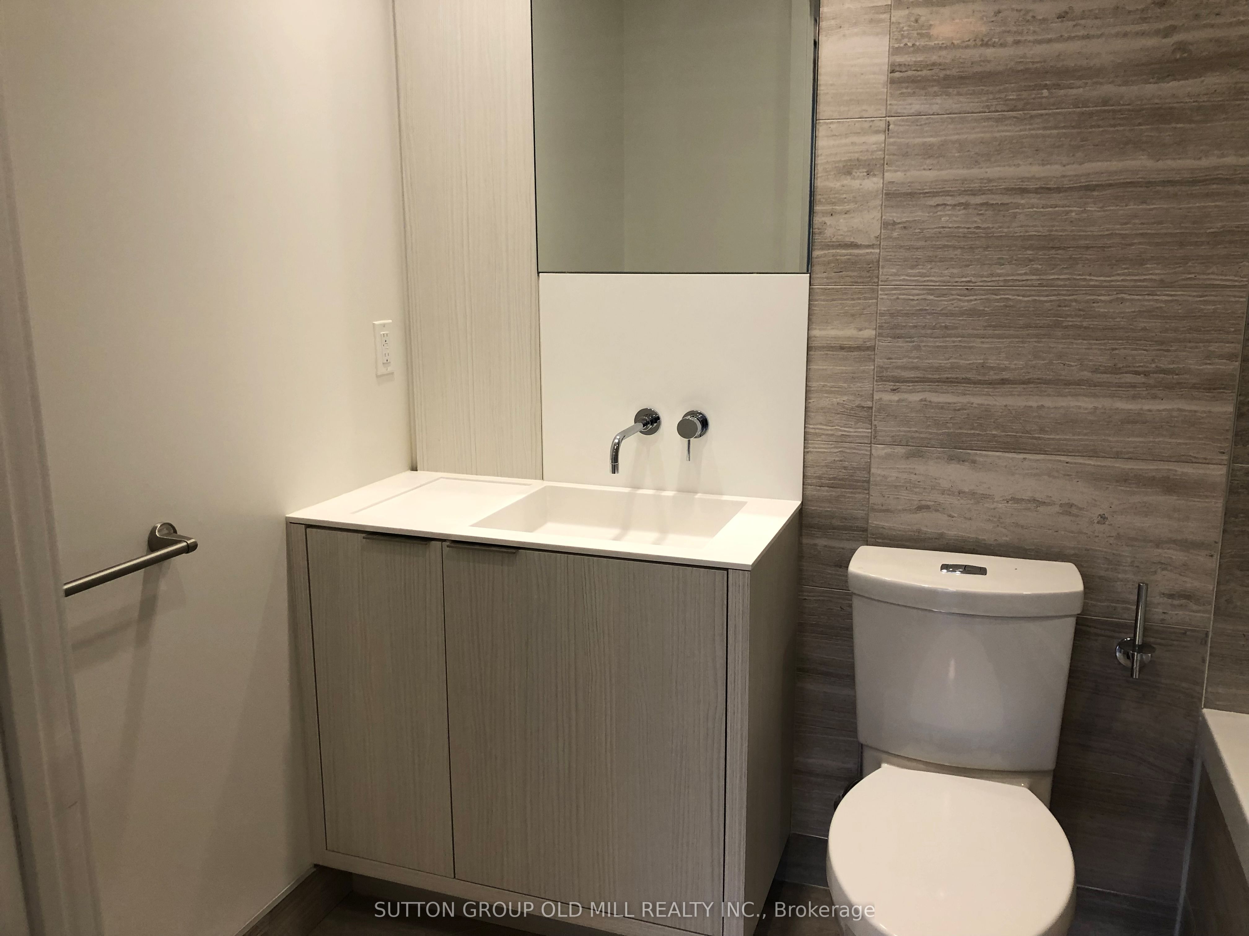 MLS #W12481330 image #14