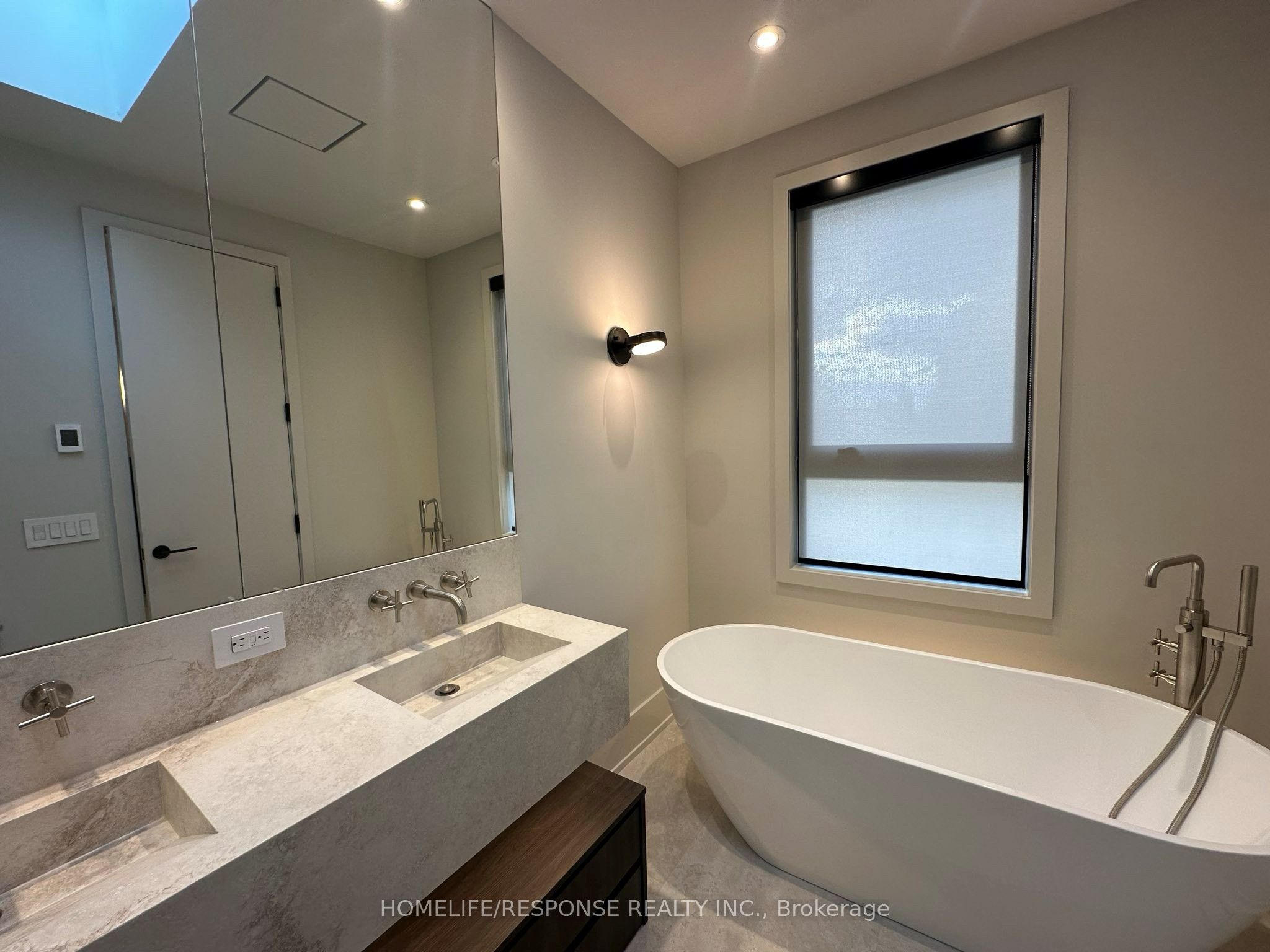 MLS #W12481379 image #4