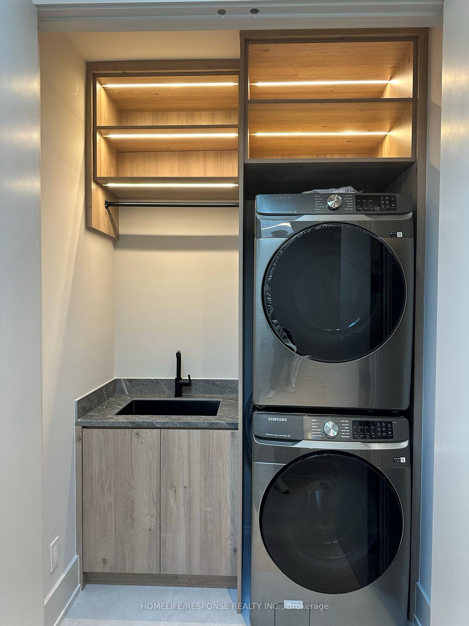 MLS #W12481379 image #6