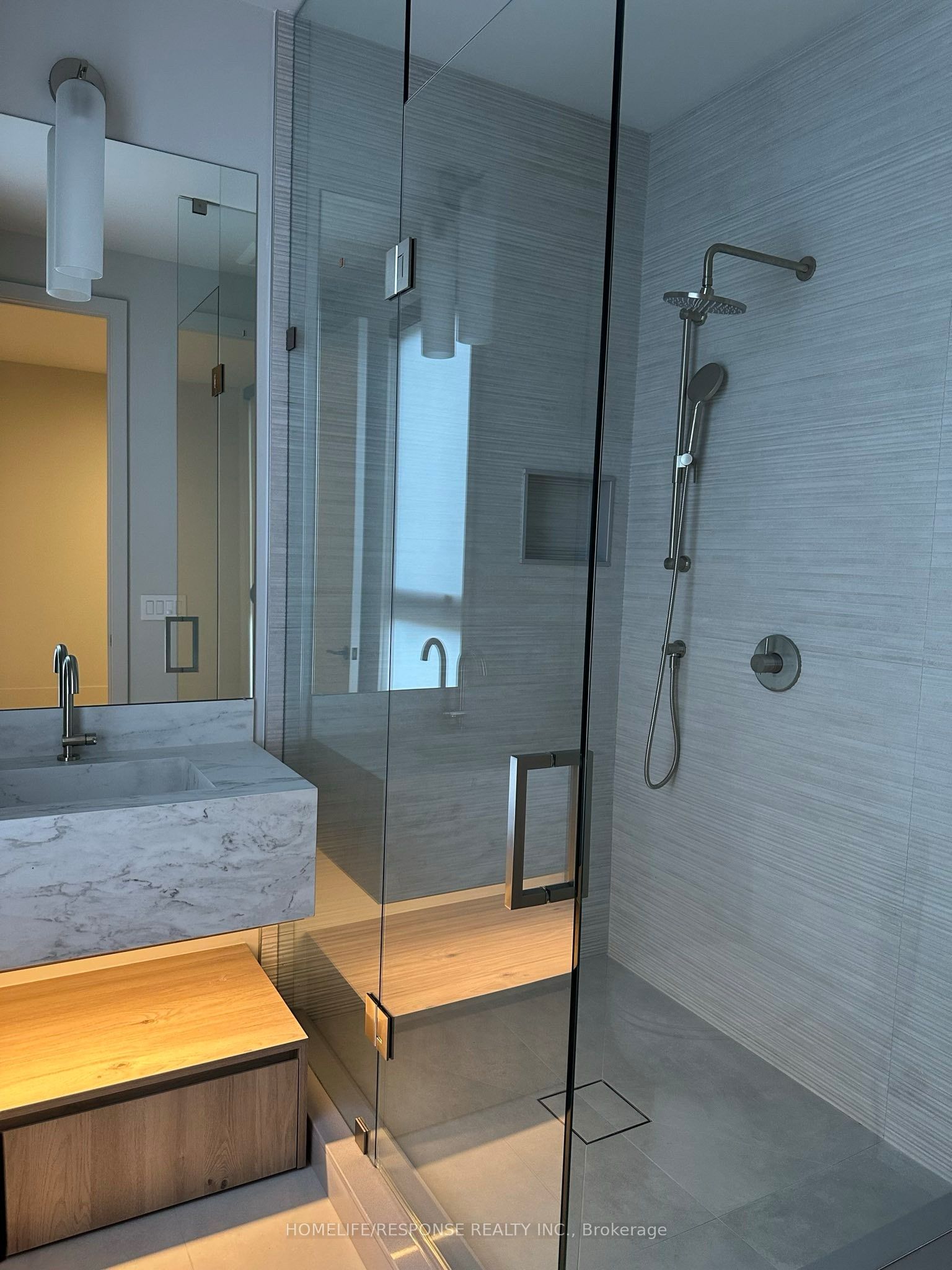 MLS #W12481379 image #9