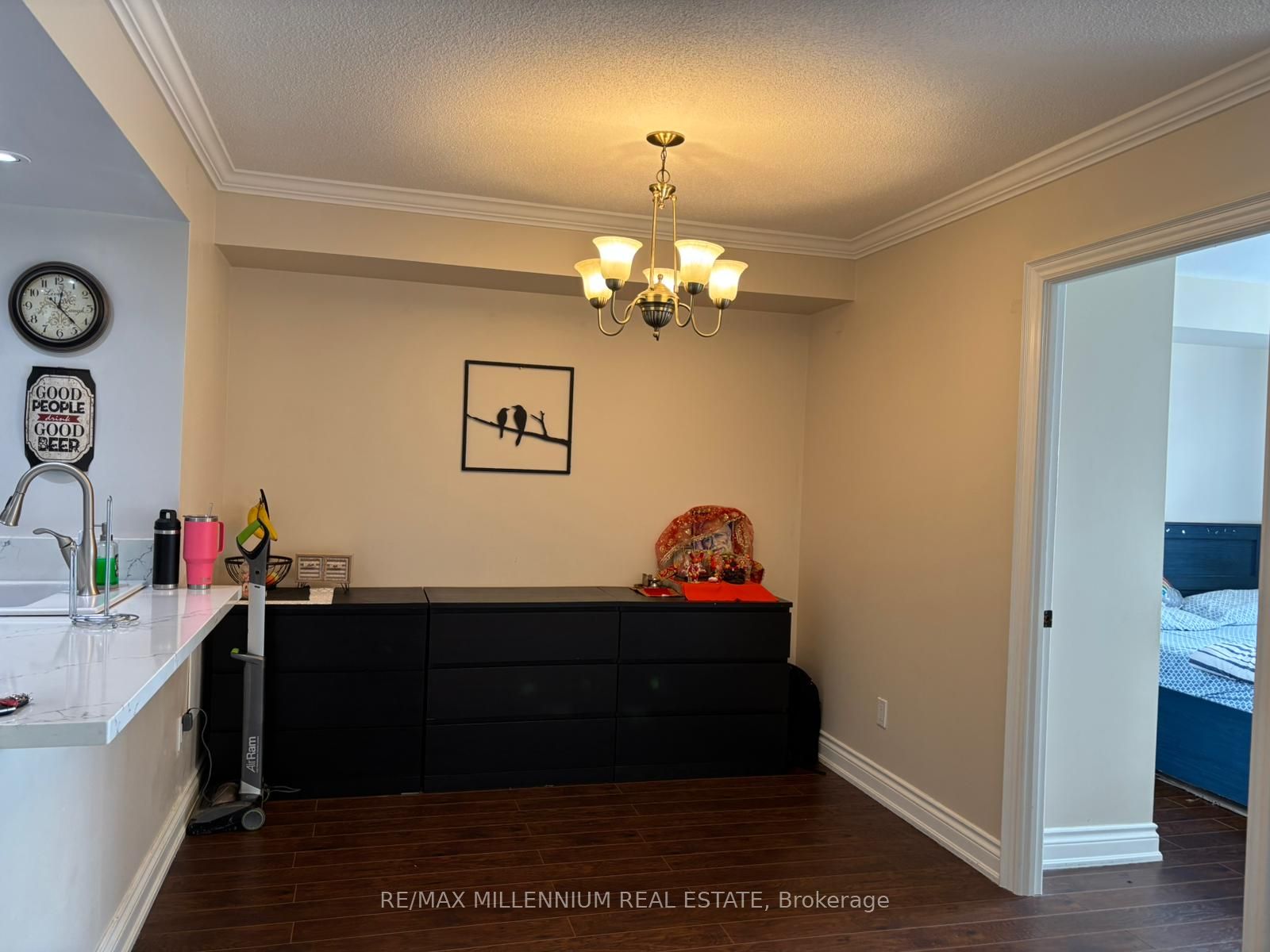 MLS #W12481407 image #7