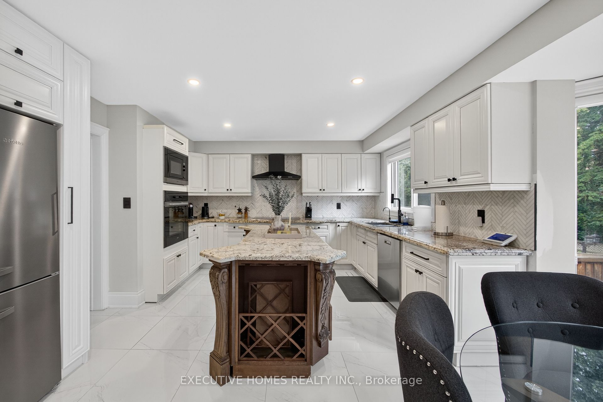 MLS #W12481440 image #18