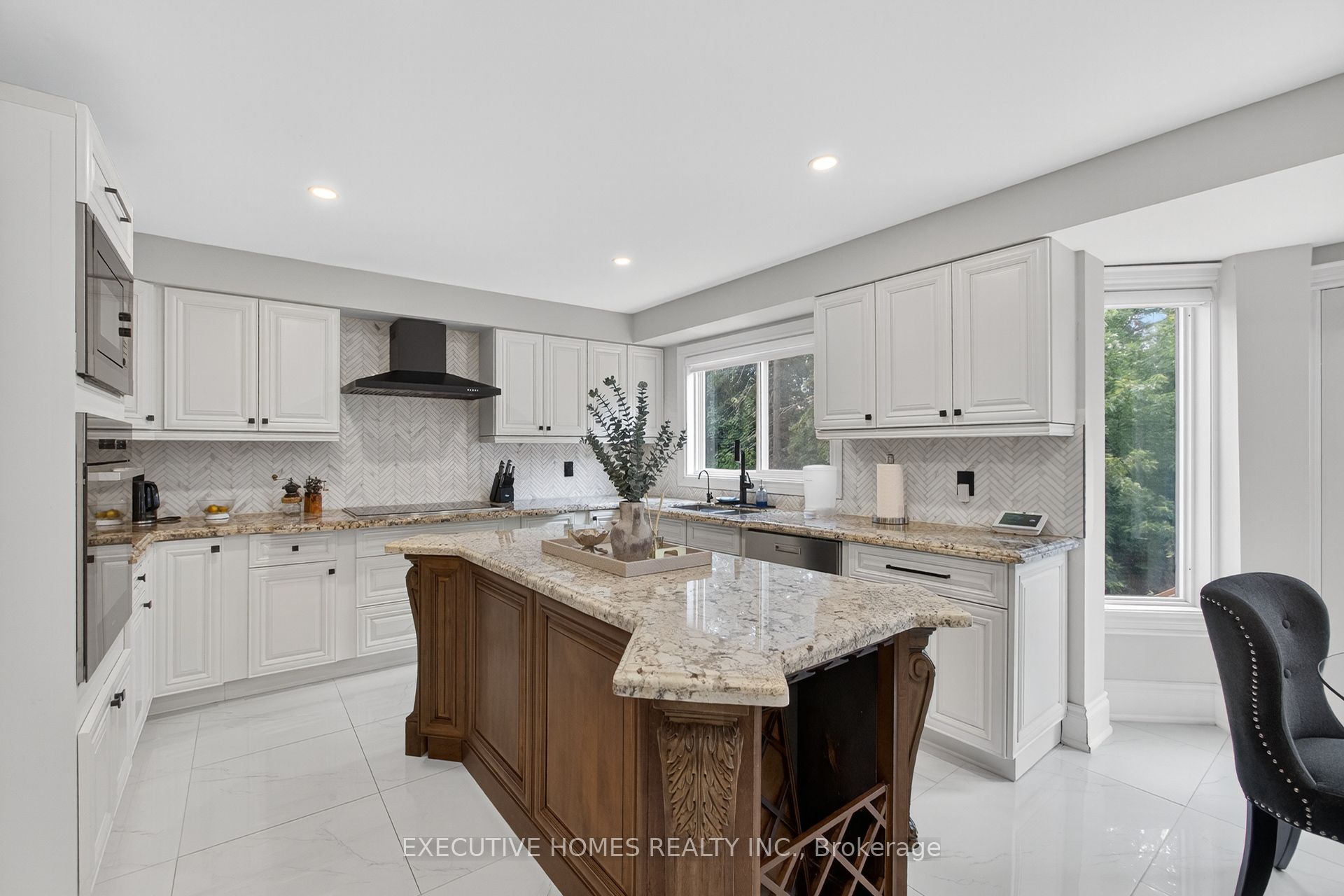 MLS #W12481440 image #19