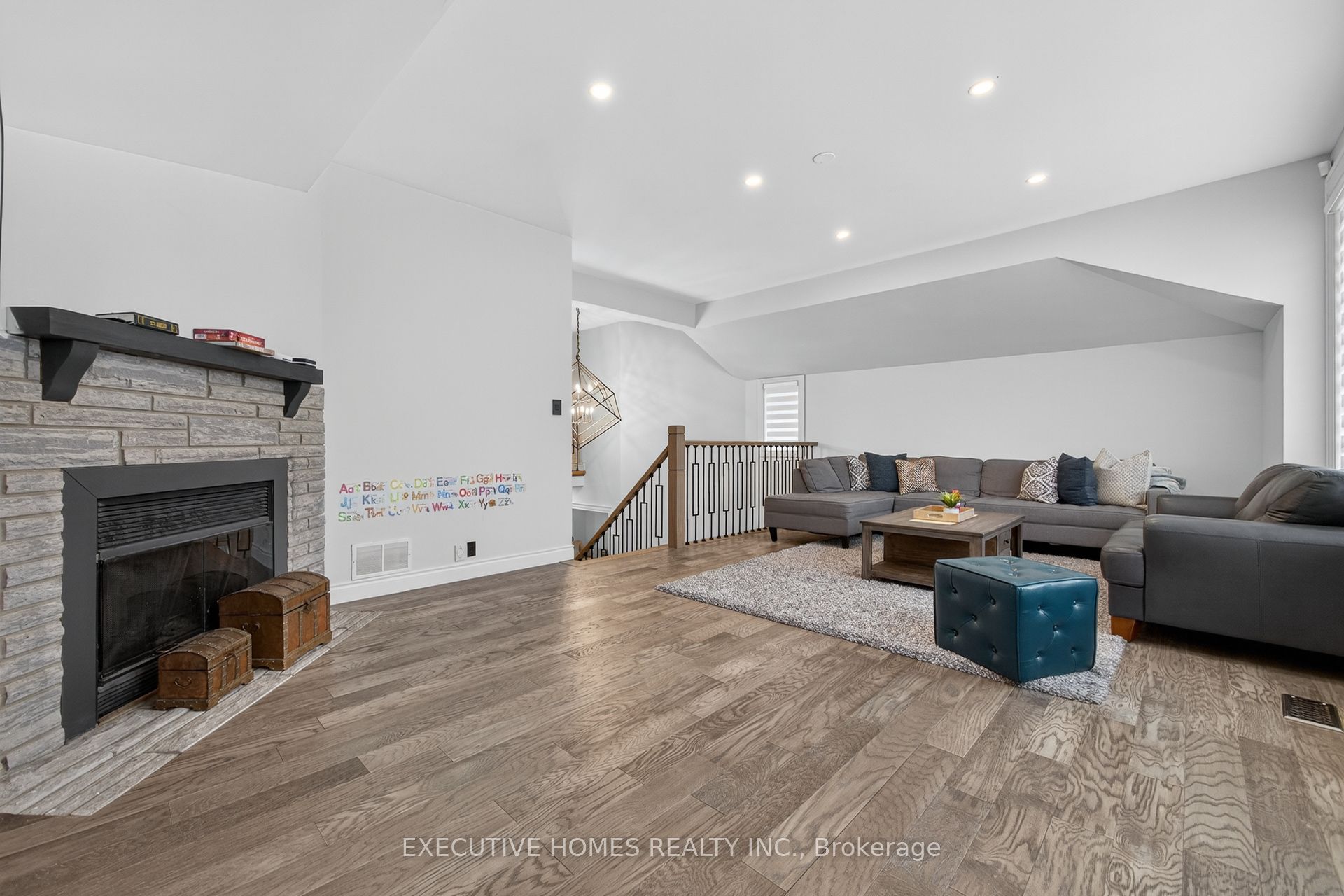 MLS #W12481440 image #23