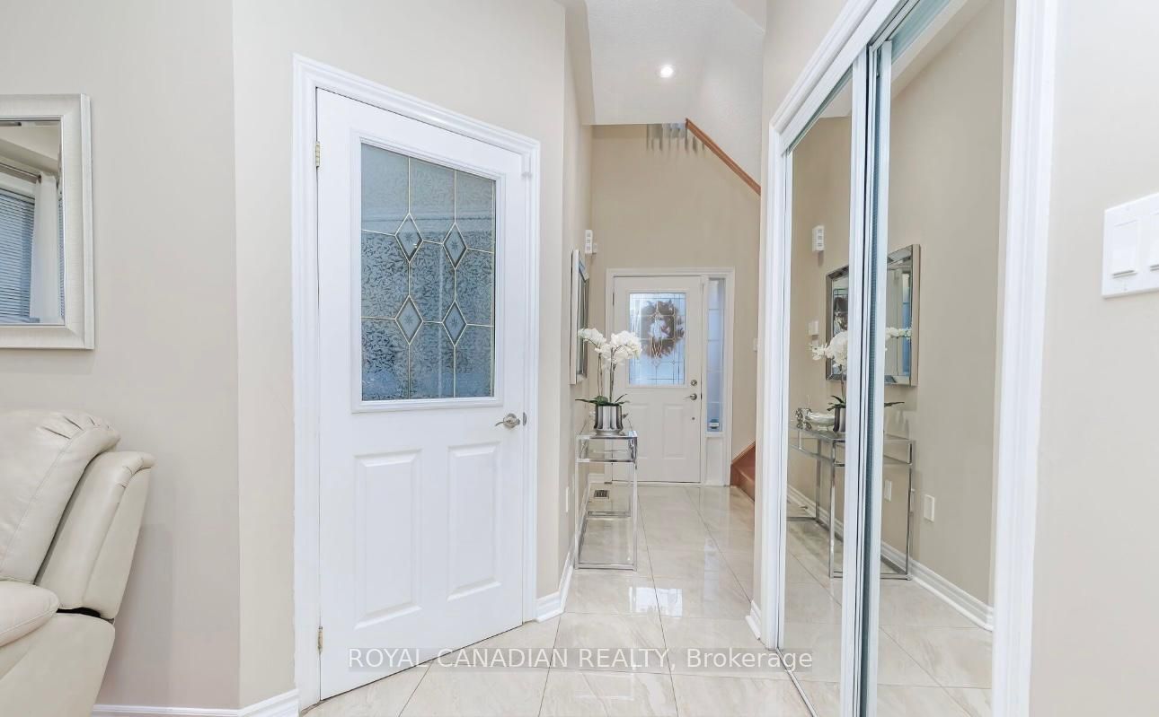 MLS #W12481584 image #1