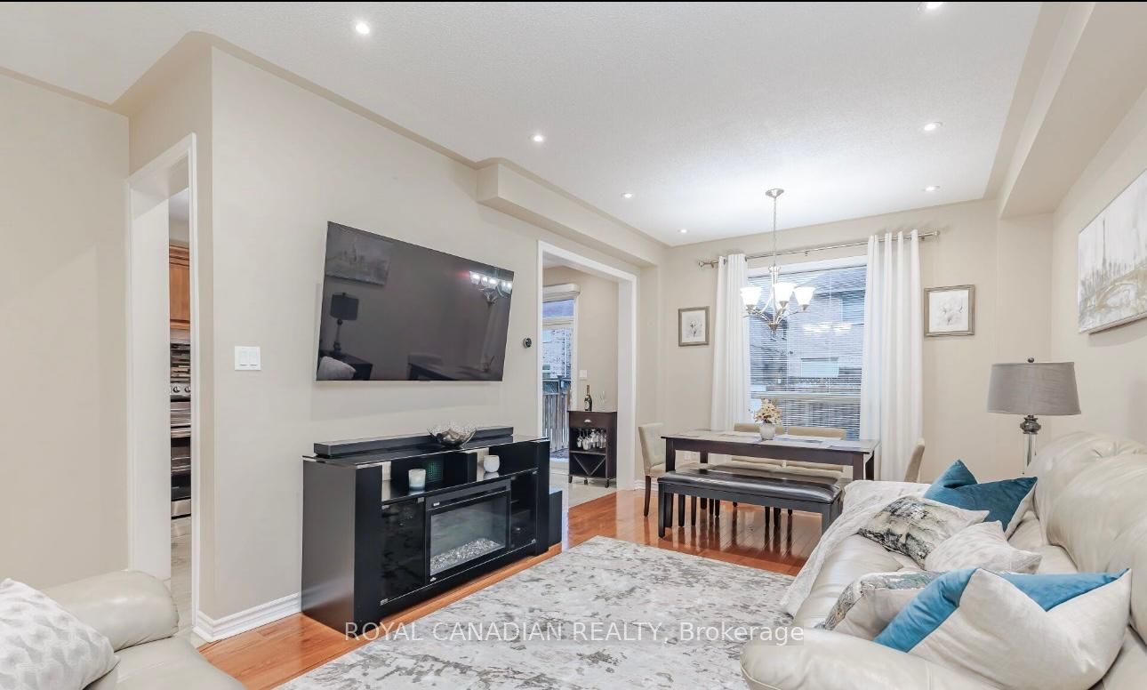 MLS #W12481584 image #4