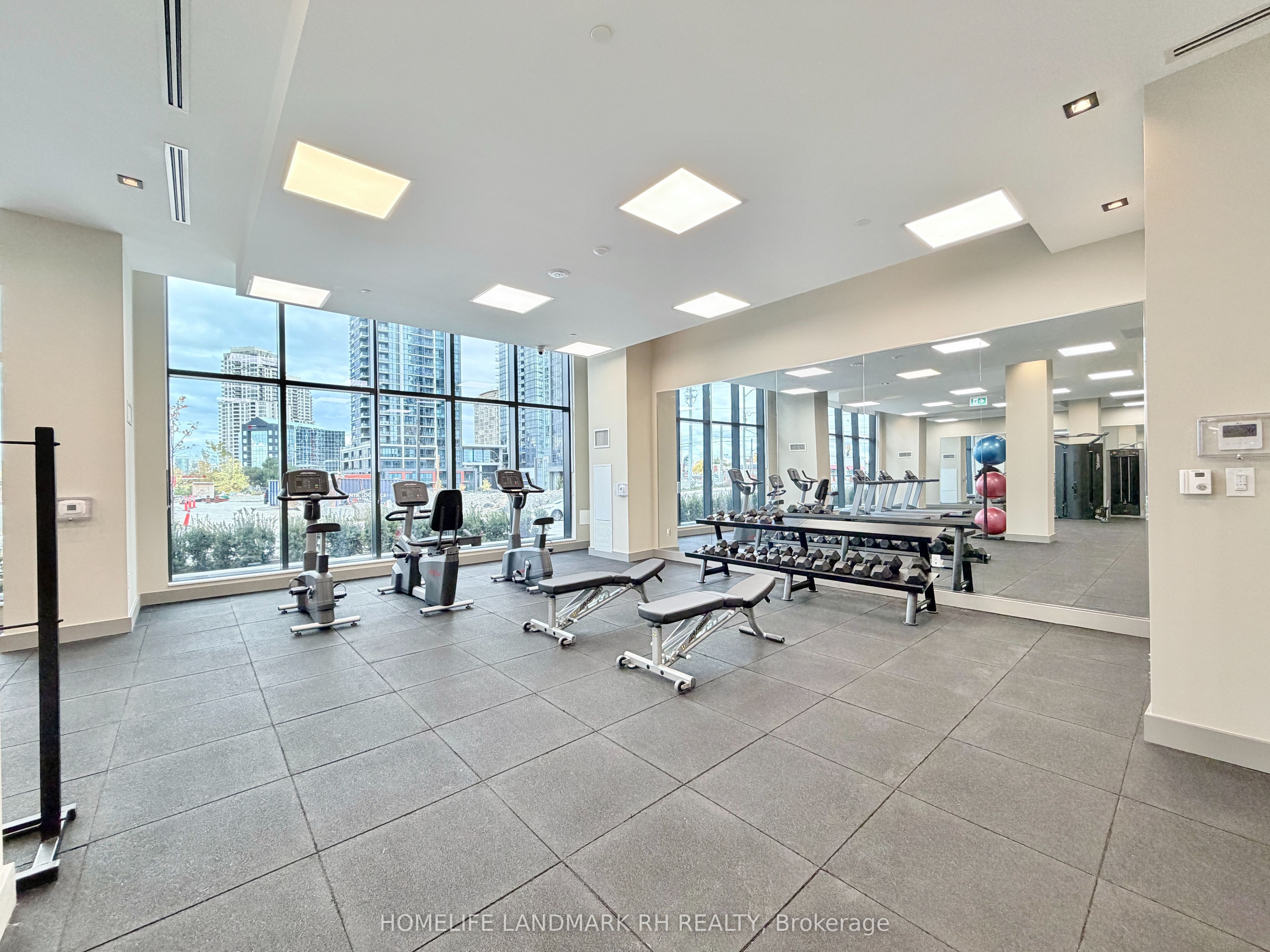 MLS #W12481988 image #28