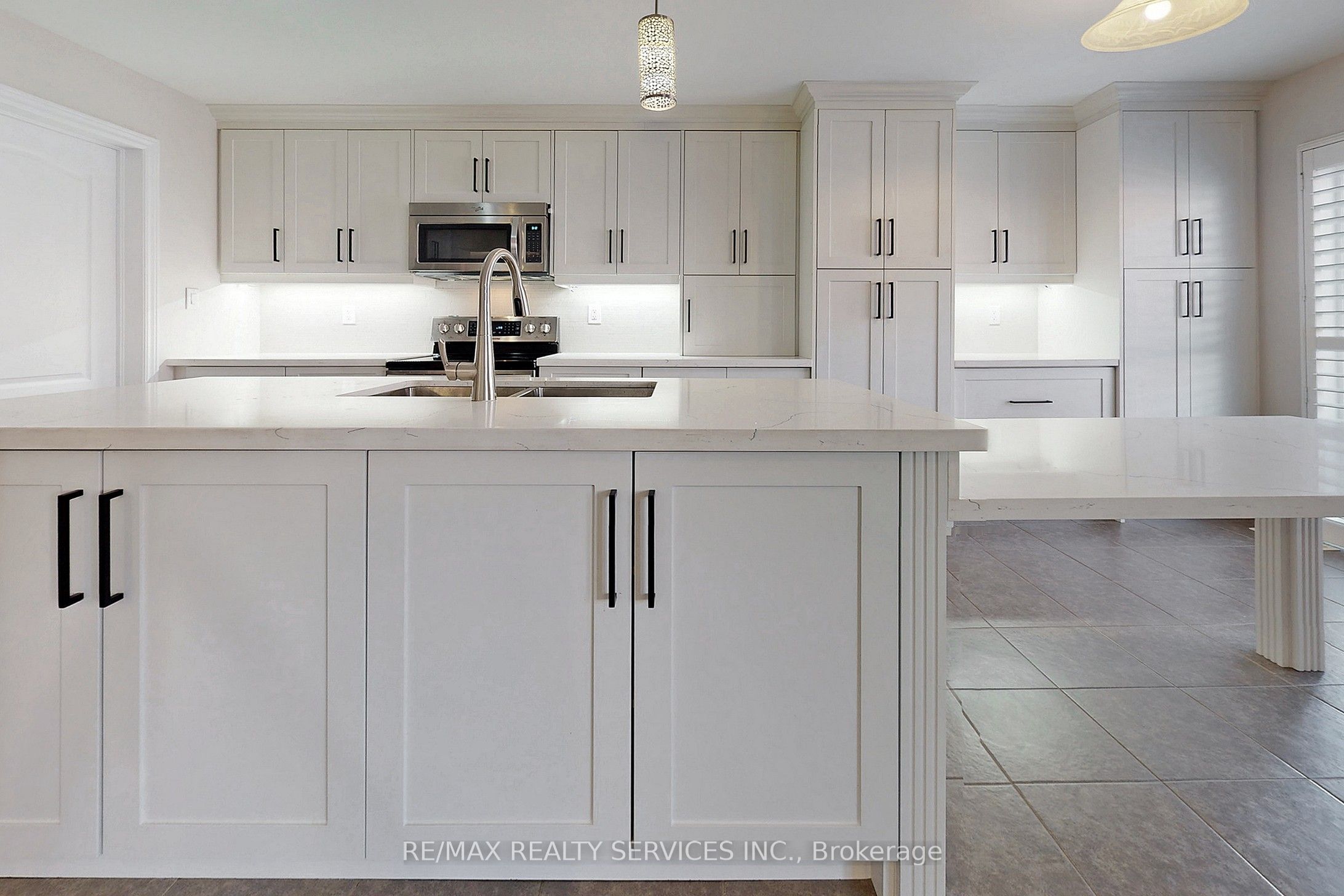 MLS #W12482002 image #13