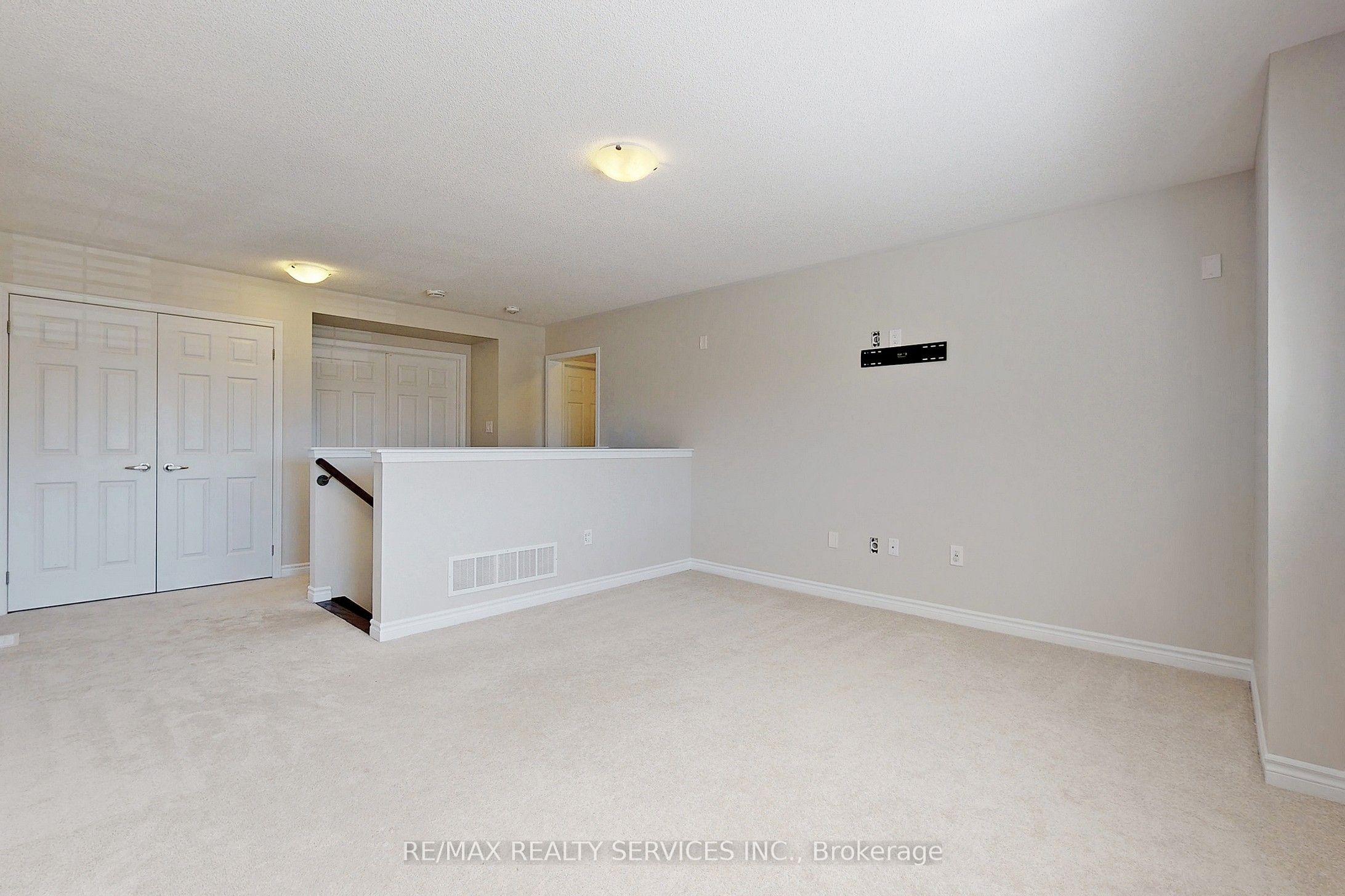 MLS #W12482002 image #21