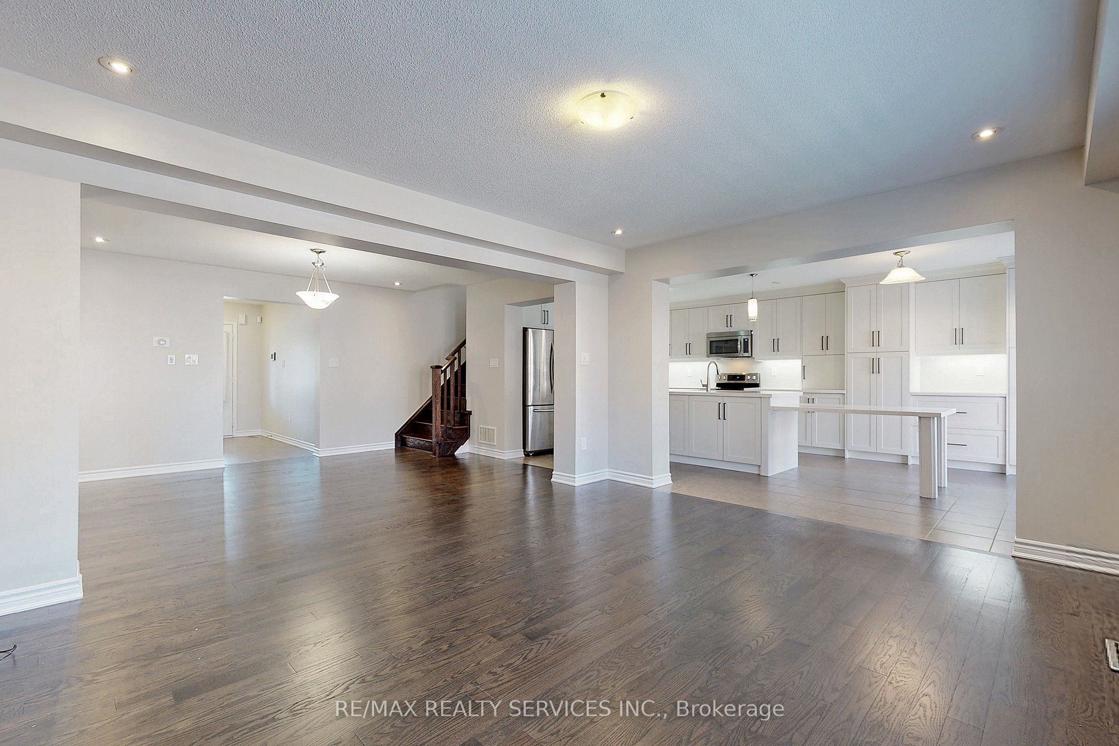 MLS #W12482002 image #8