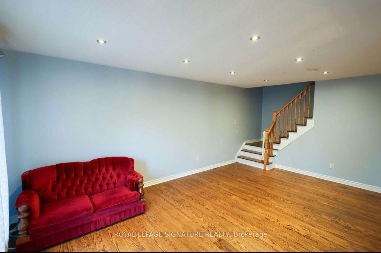 MLS #W12482058 image #10