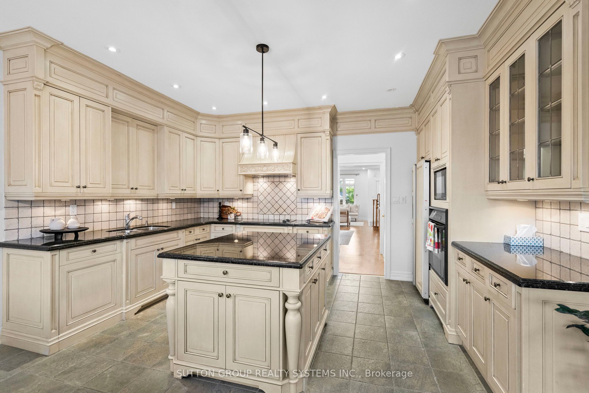 MLS #W12482105 image #15