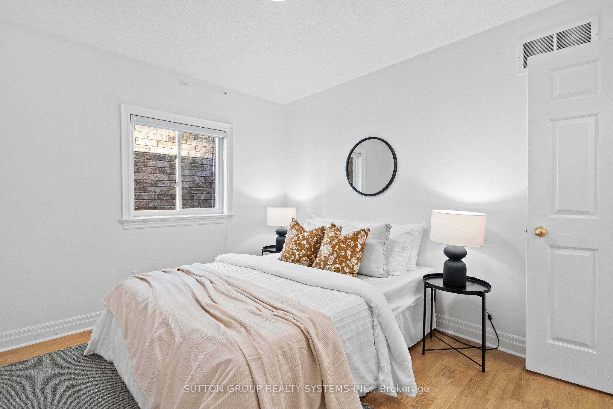 MLS #W12482105 image #24