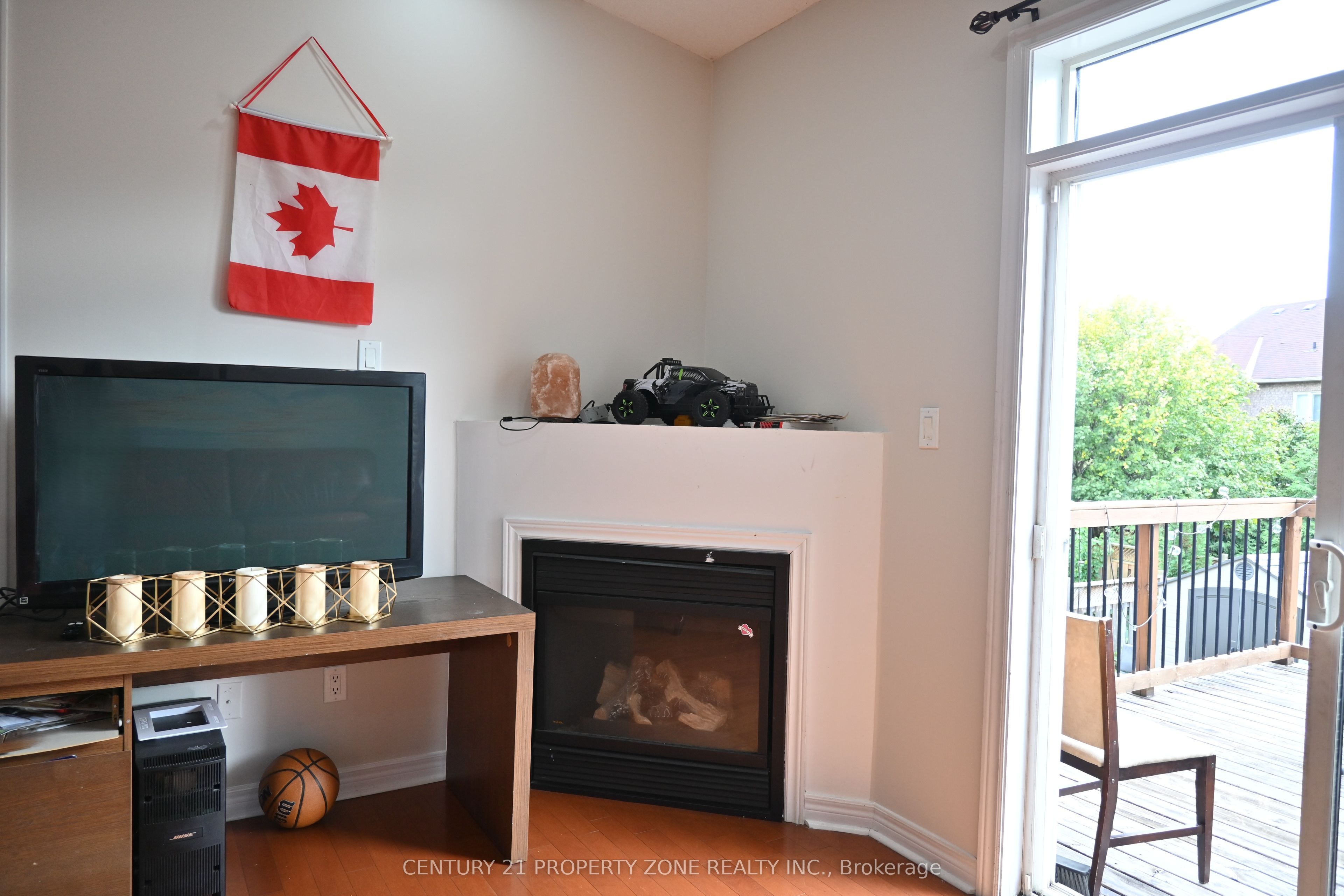 MLS #W12482400 image #11